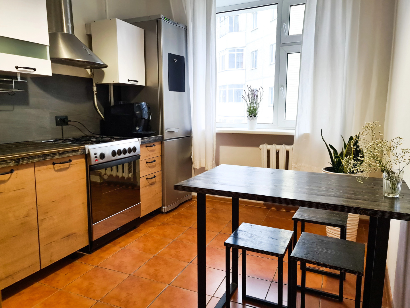 Апартаменты  Геологоразведчиков 16