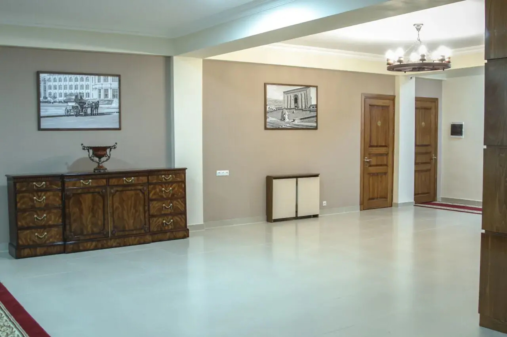 Отель Plaza Viktoria