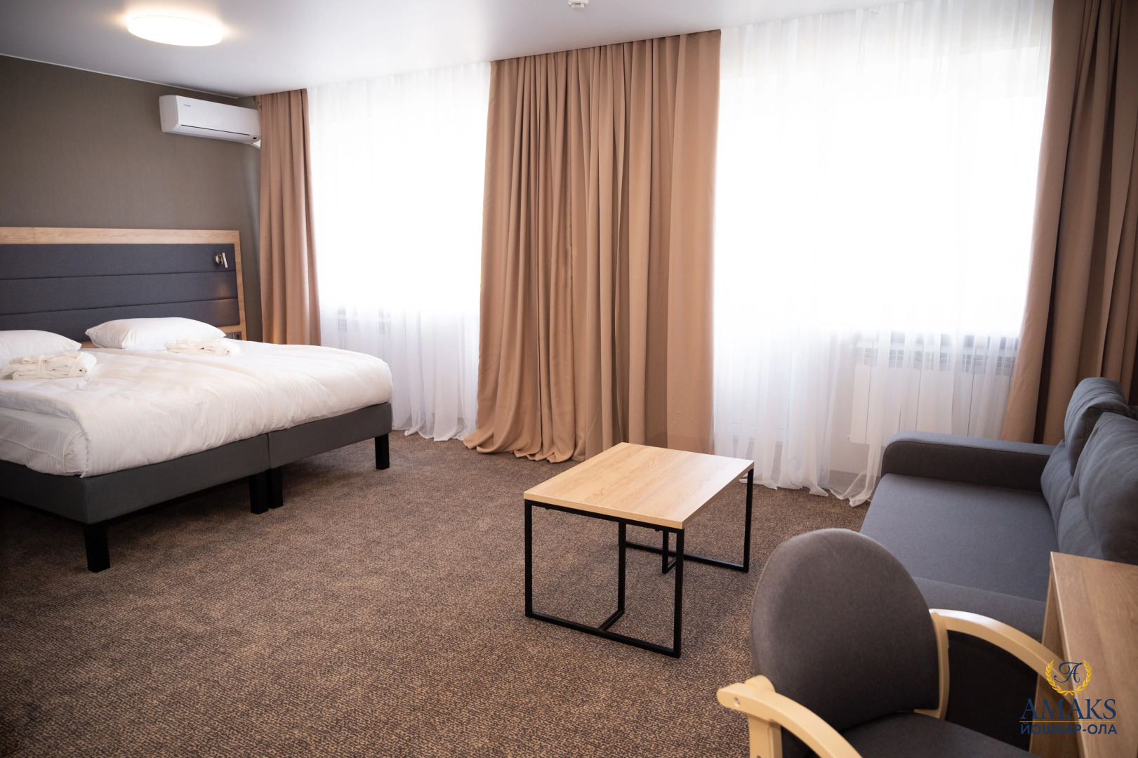 Амакс Сити отель