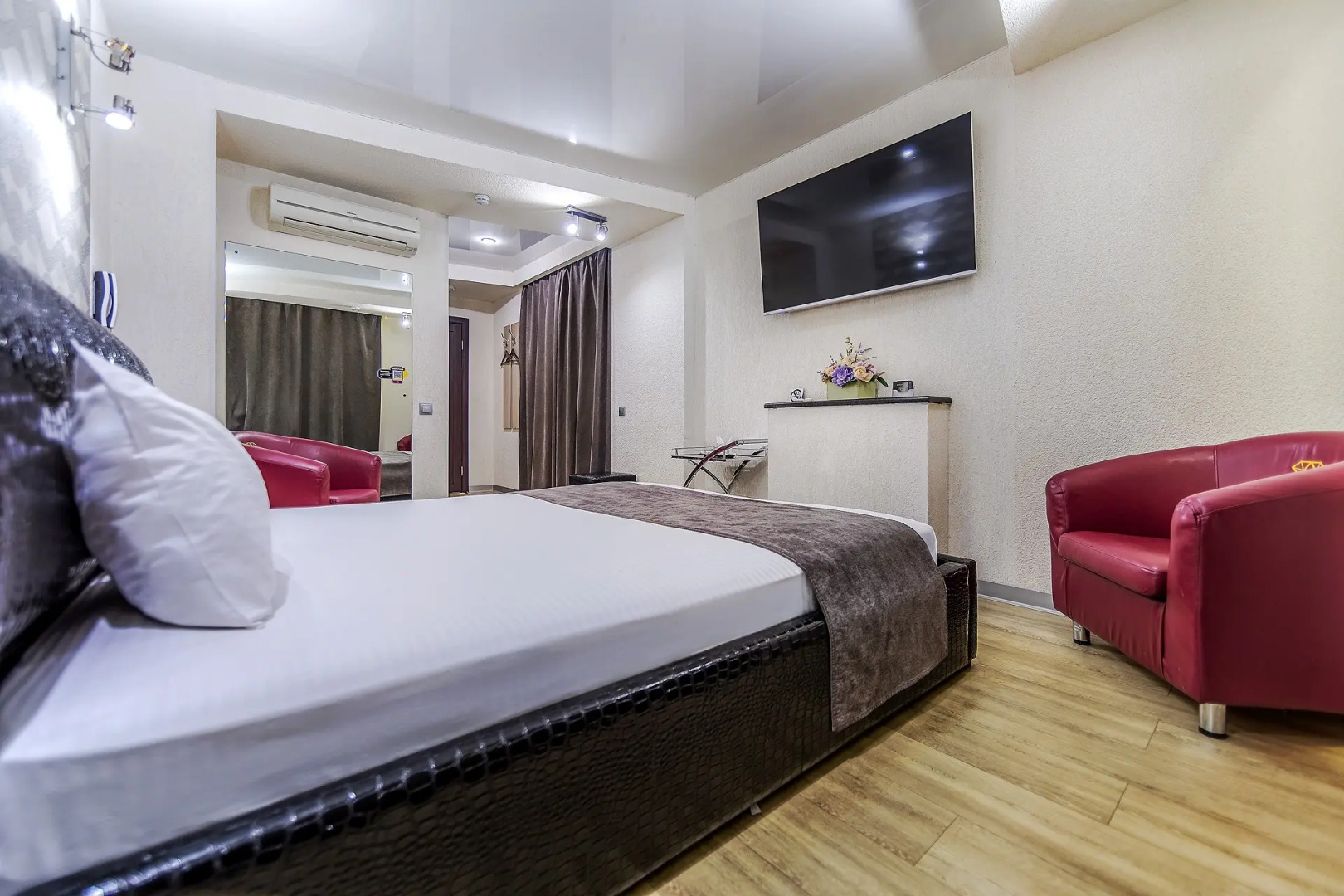 Отель Алекс в Купчино