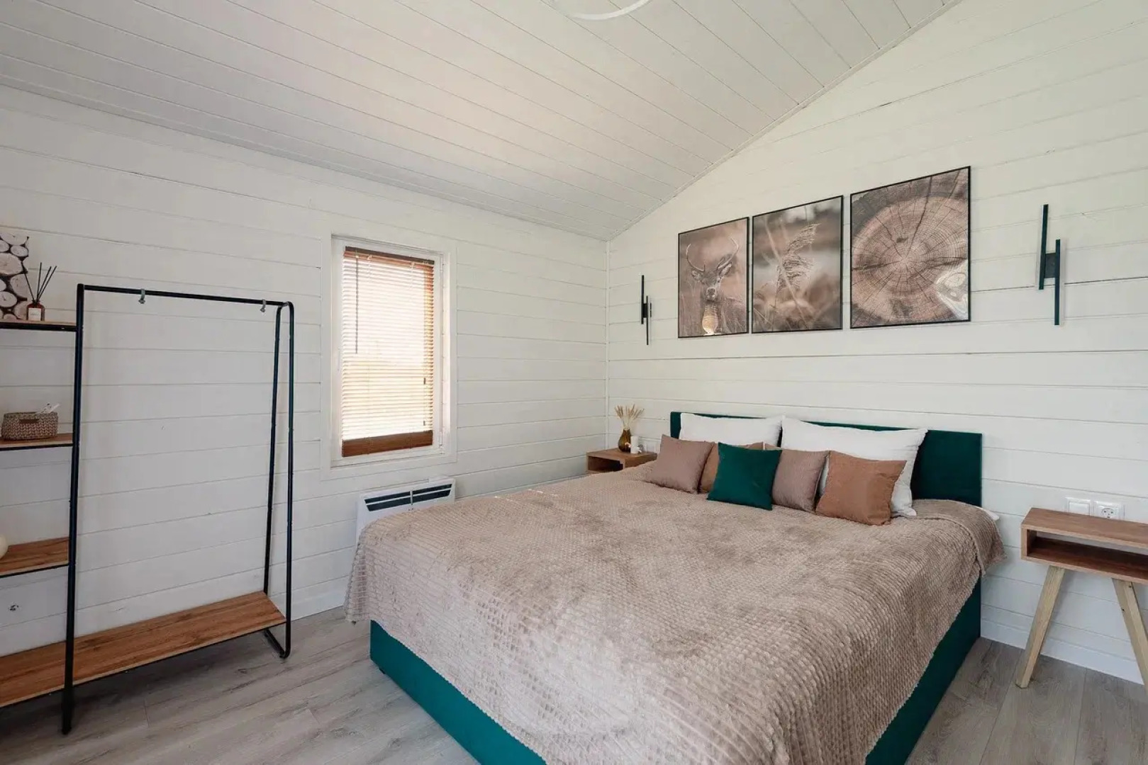 Частный дом в стиле Барнхаус на улице Южный Квартал 18 в Акатово