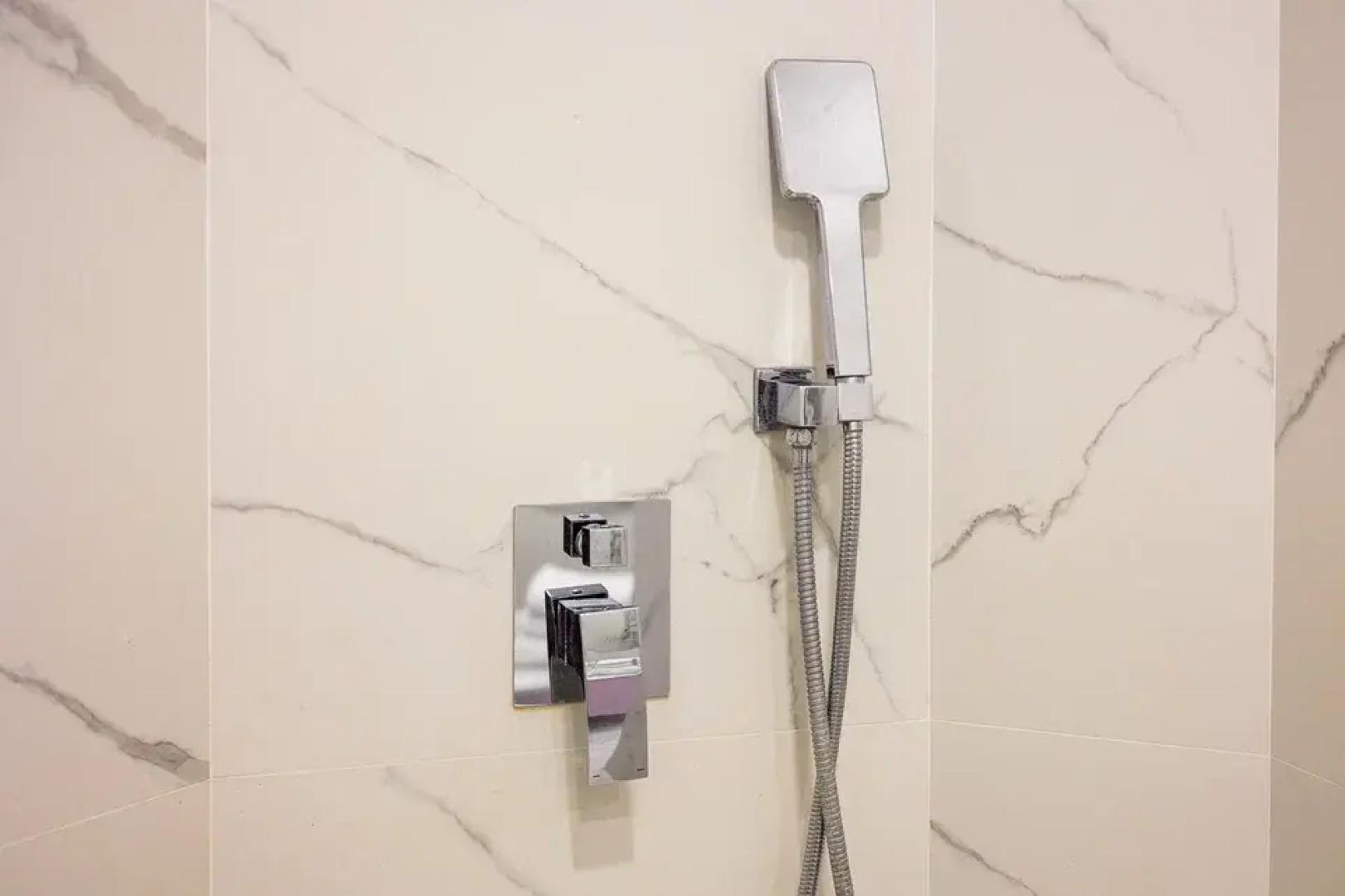 Апартаменты Двухкомнатные в  "Volna Emirats"