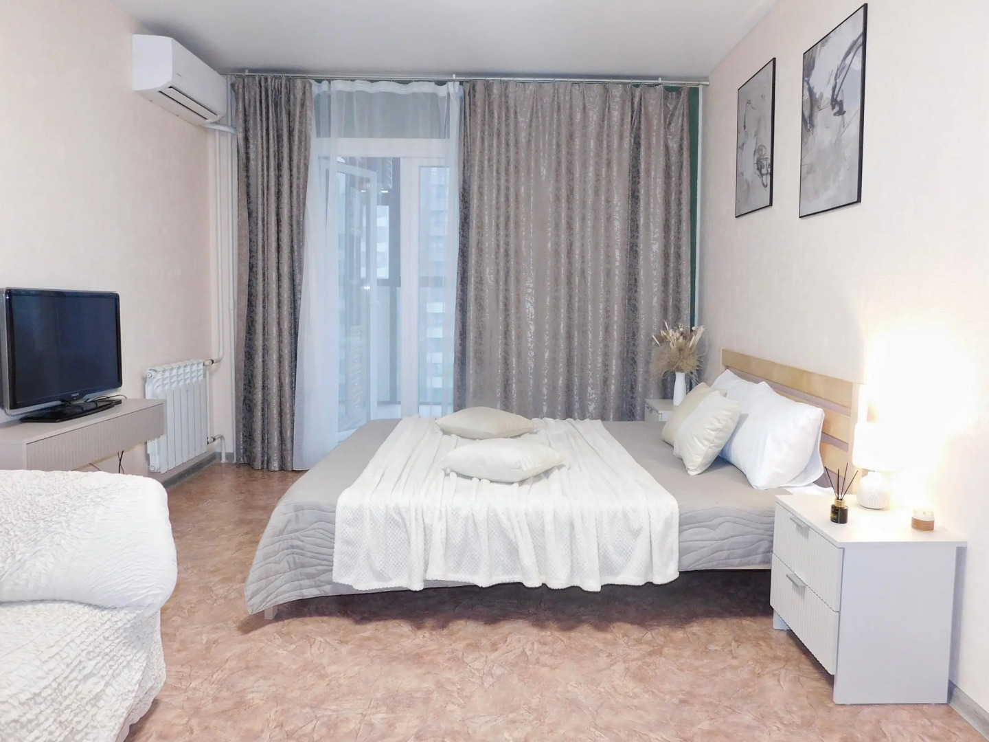 Квартира Up Apart на Улице 9 Января 68 к3