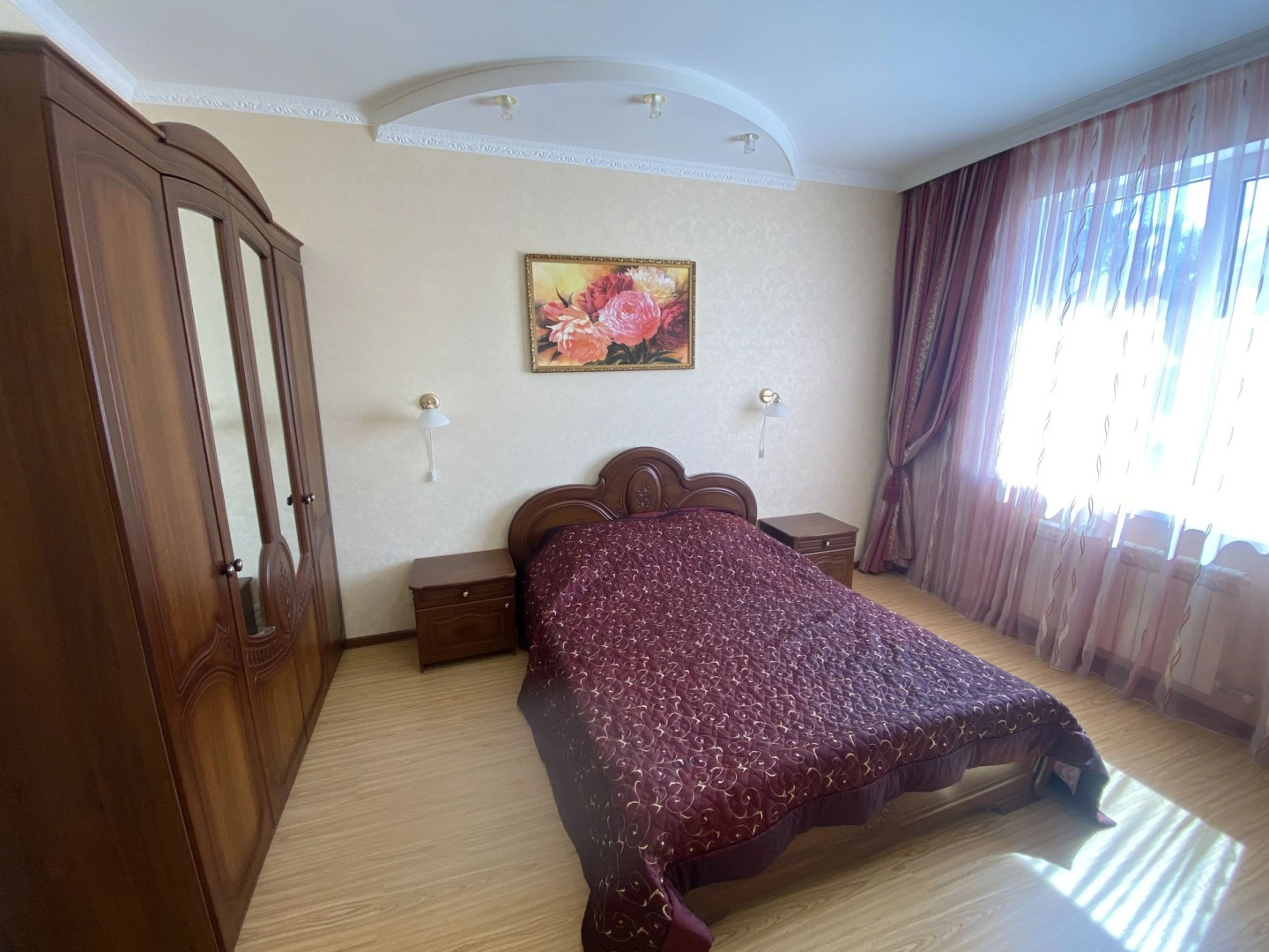 Апартаменты 201 Колхозная 9