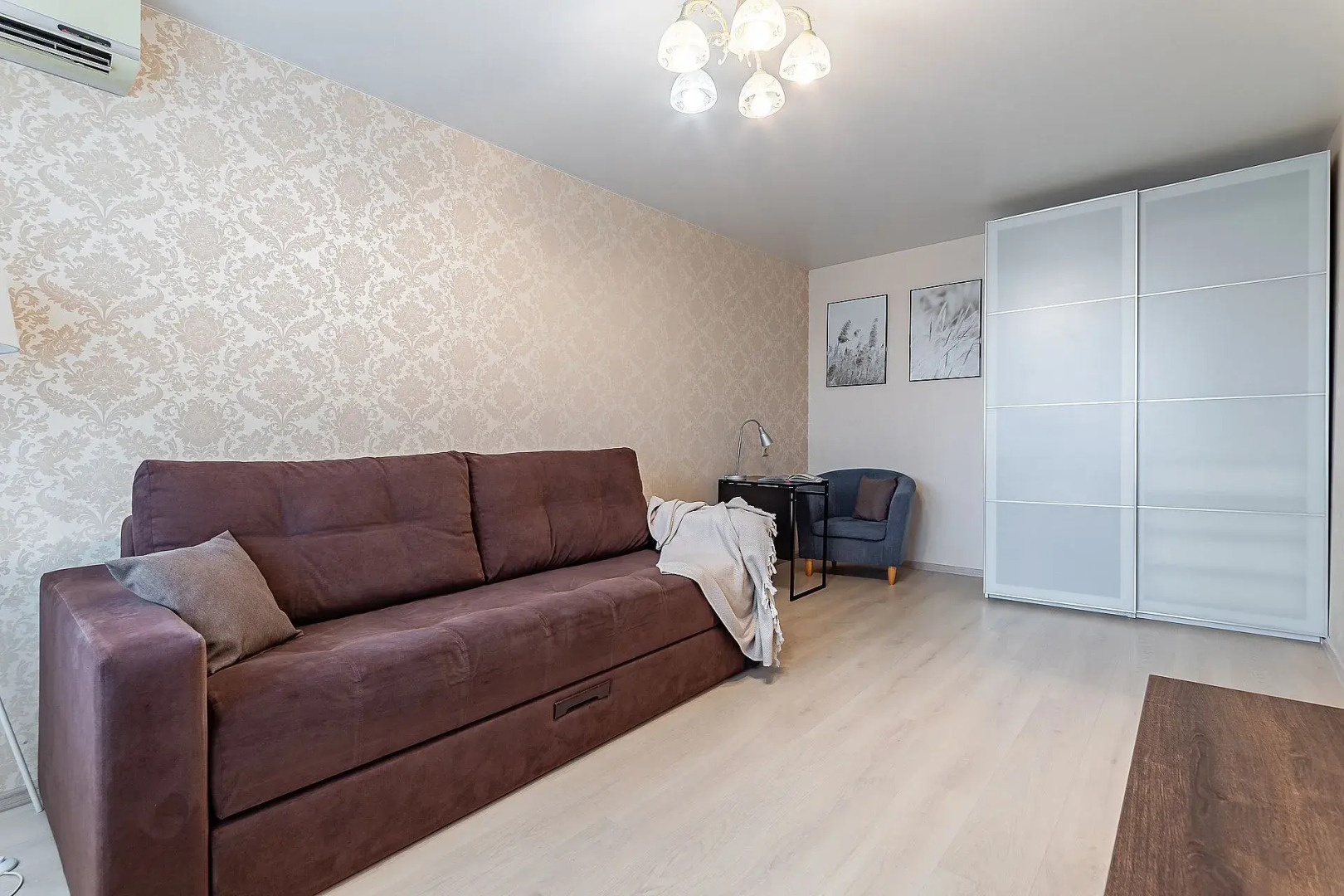 Двухкомнатные Апартаменты на улице Смирнова