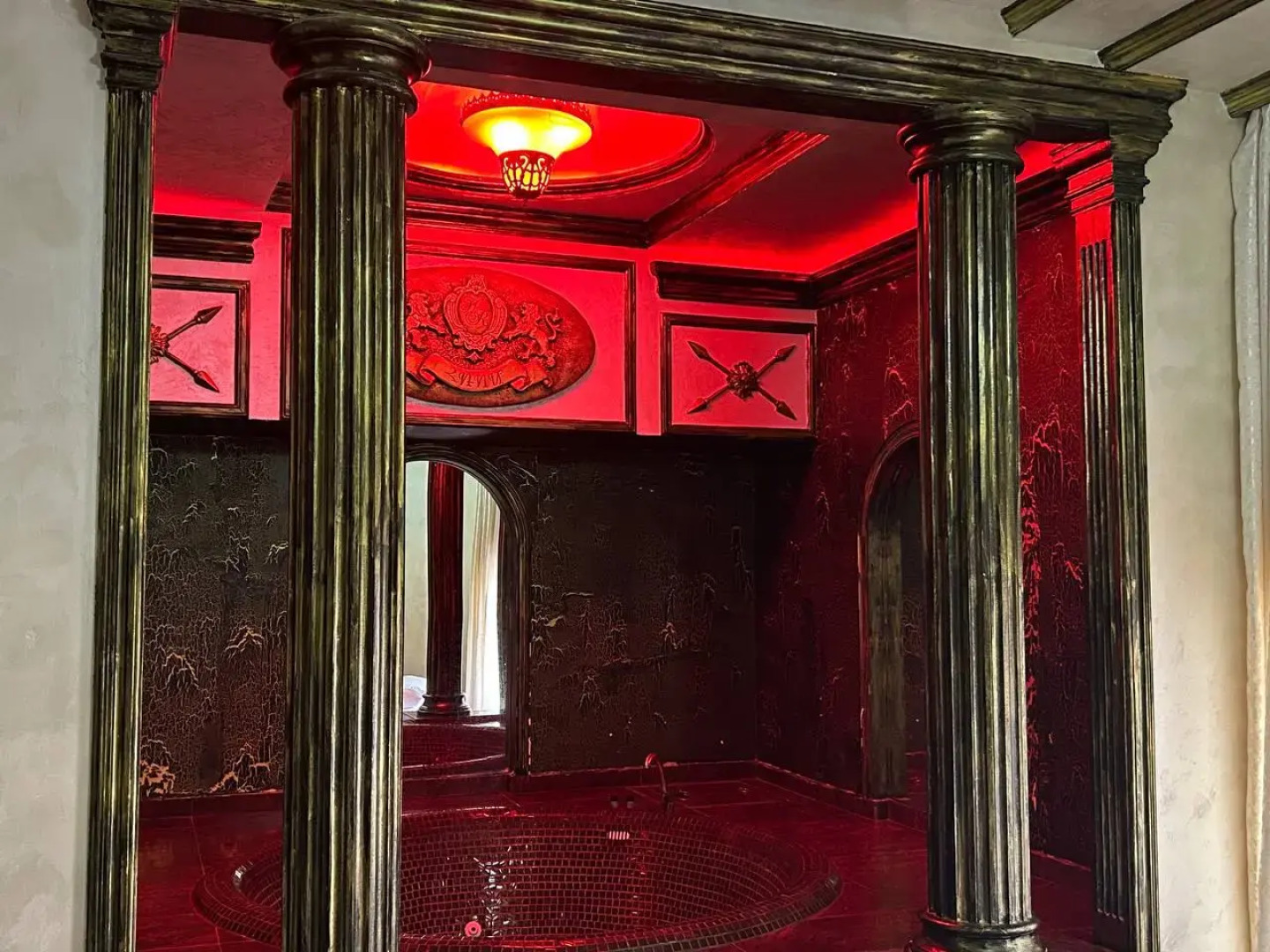 Отель Roma Yerevan & Tours