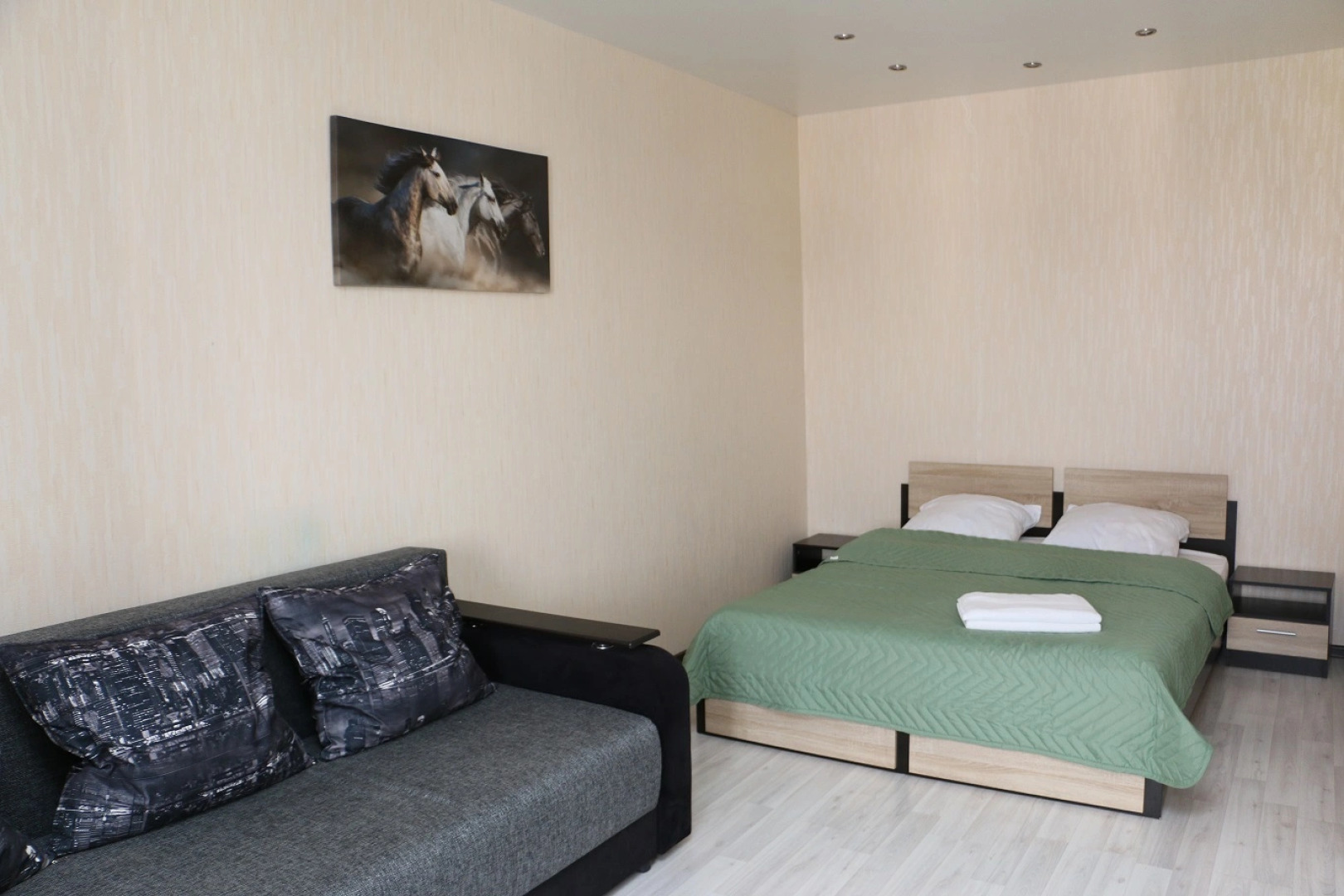 Апартаменты Квартира в центре с видом на город