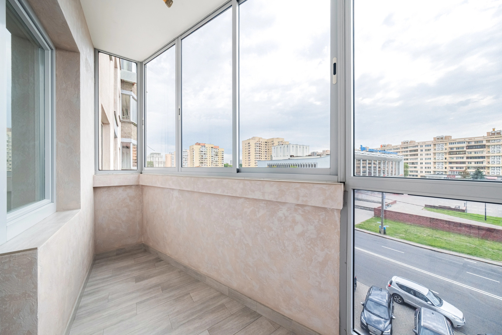 Квартира уютная и просторная с паркингом