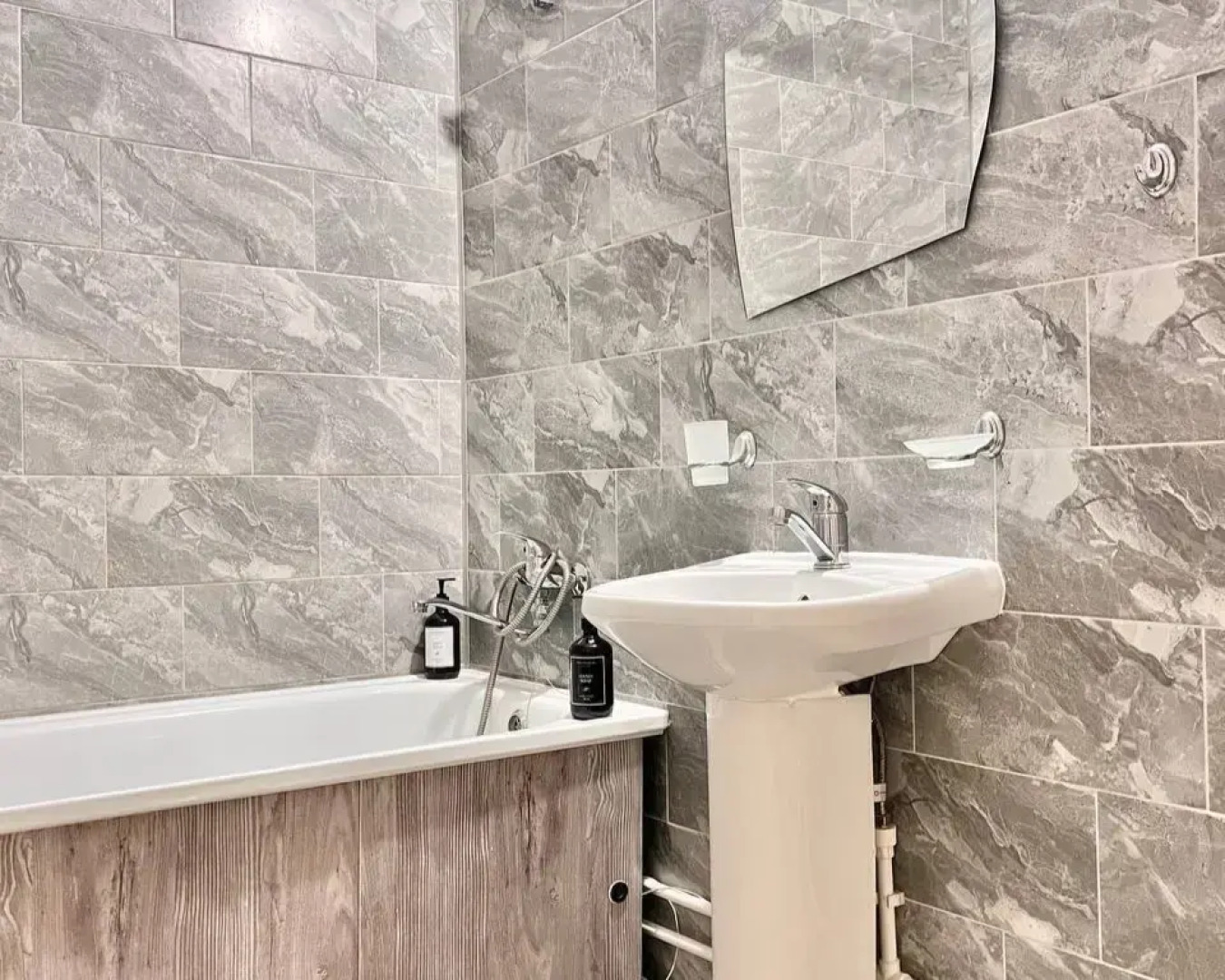 Апартаменты на Революции 52В