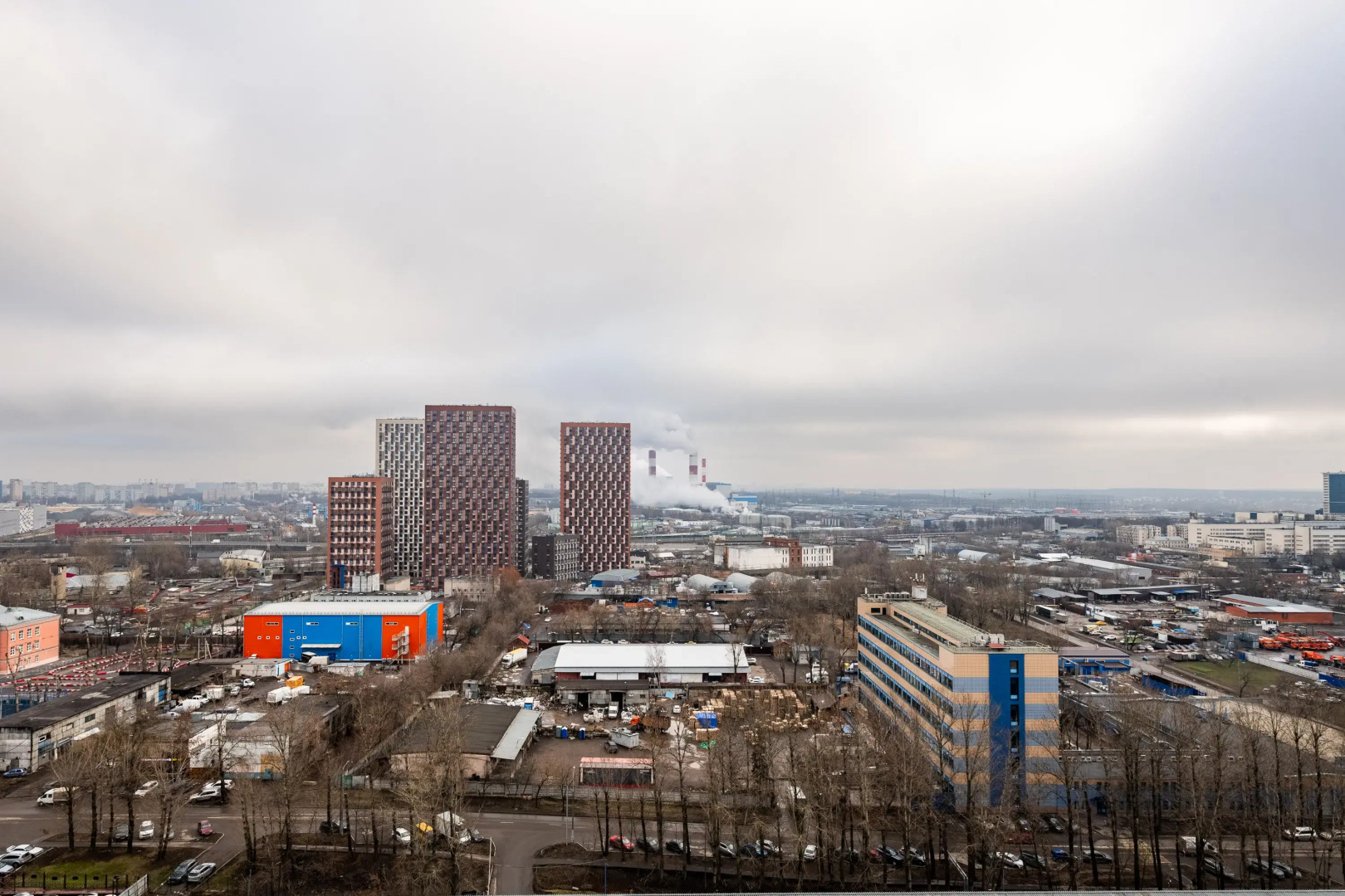 Квартира Просторная Natali на Метро Аннино