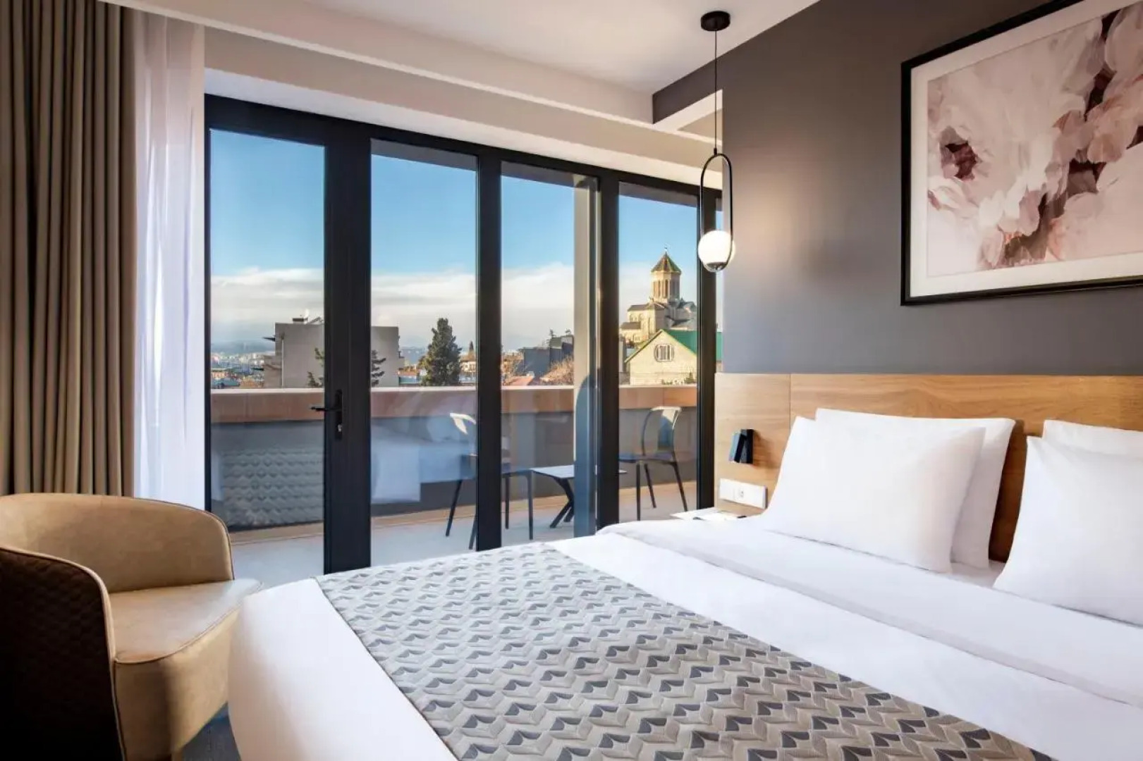 Отель Clocks Hotel Tbilisi