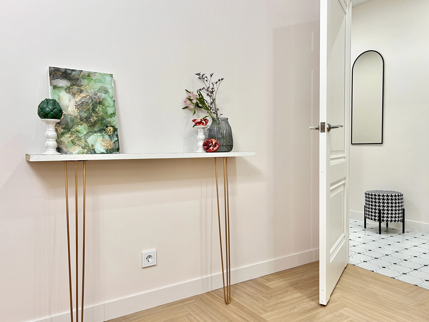 Апартаменты Квартира с панорамными окнами у Финского залива сети 4flats