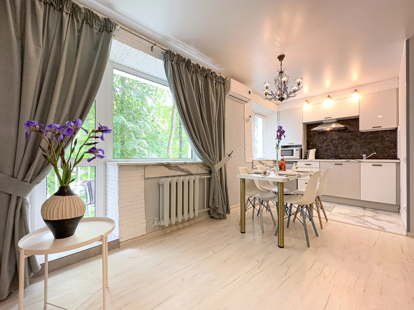 Апартаменты Окно в Историю