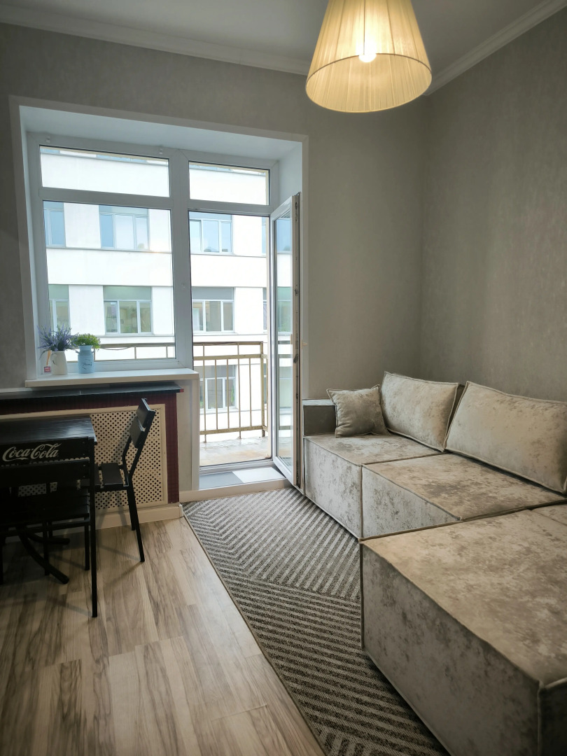 Апартаменты Белая Трехкомнатная Квартира у Вокзала