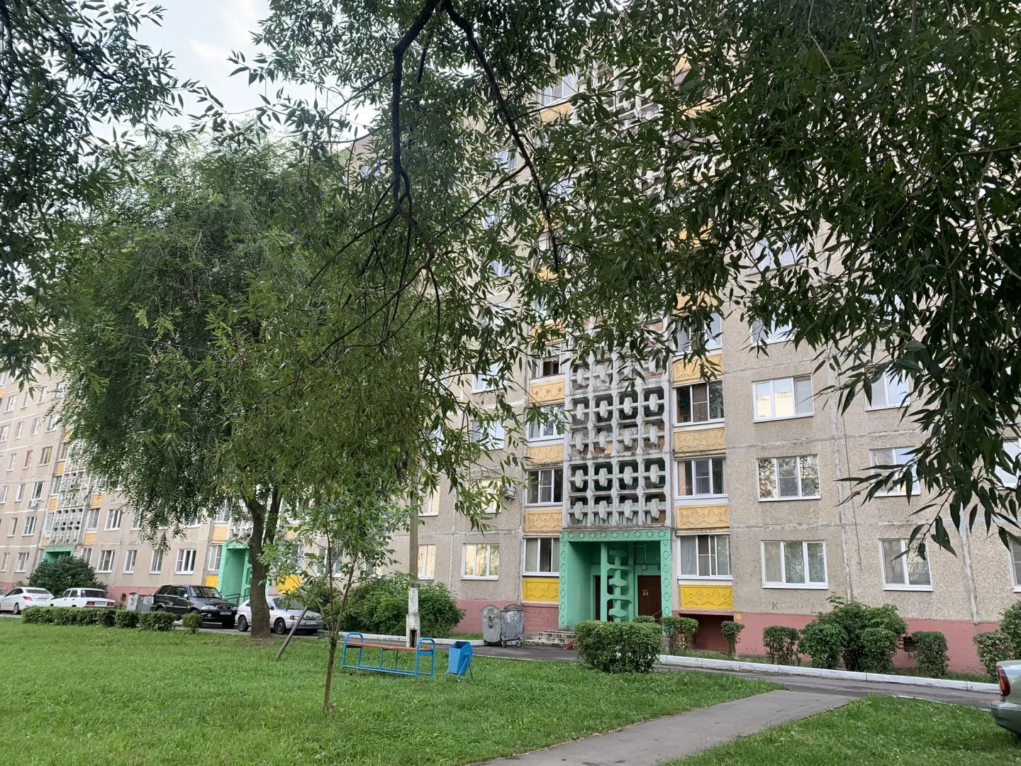 Квартира Большая трехкомнатная для командировочных