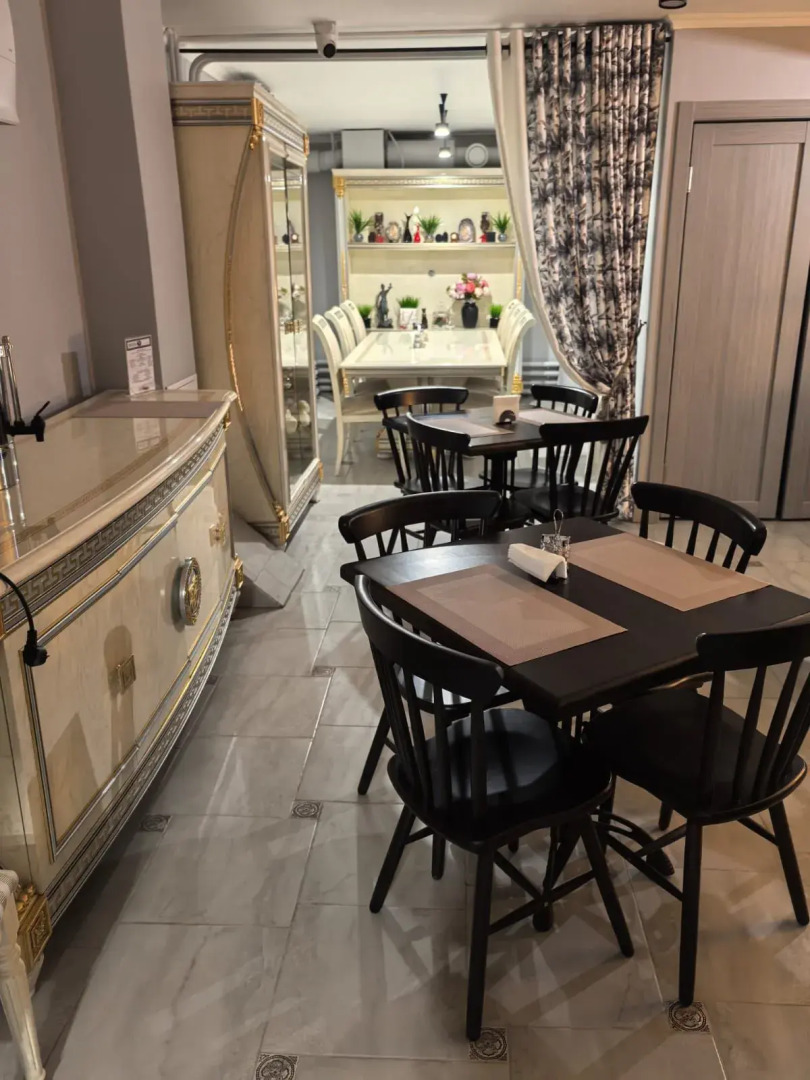 Отель Белая Ворона