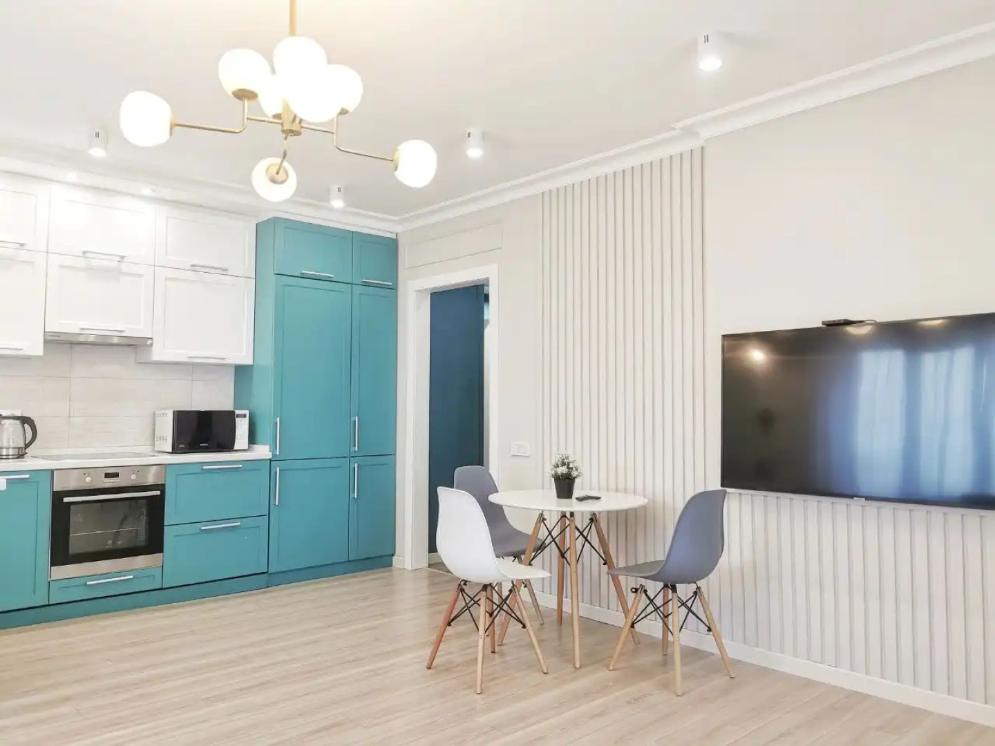 Апартаменты M.O.O.N. APARTMENTS Assem PLAZA