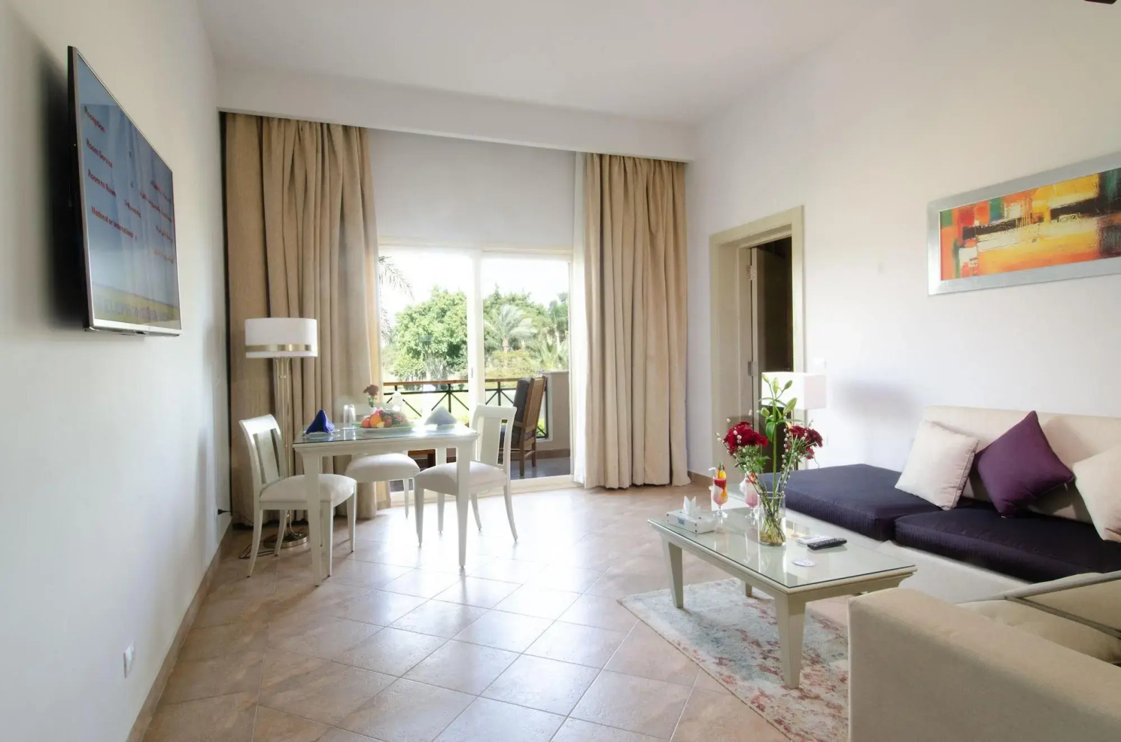 Курортный Отель Swiss Inn Pyramids Golf Resort