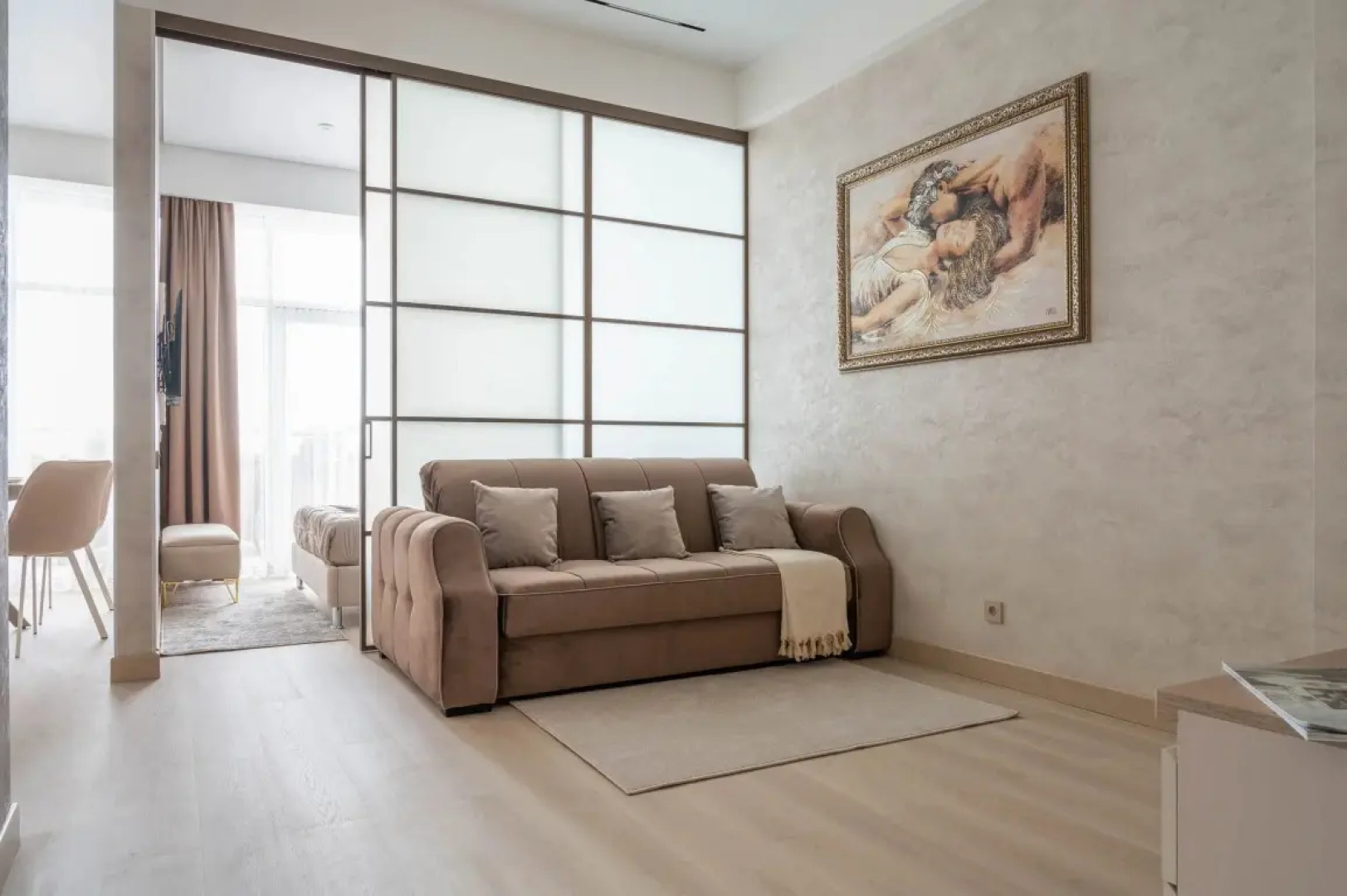 Апартаменты RED APARTMENTS Светлана Парк Офелия