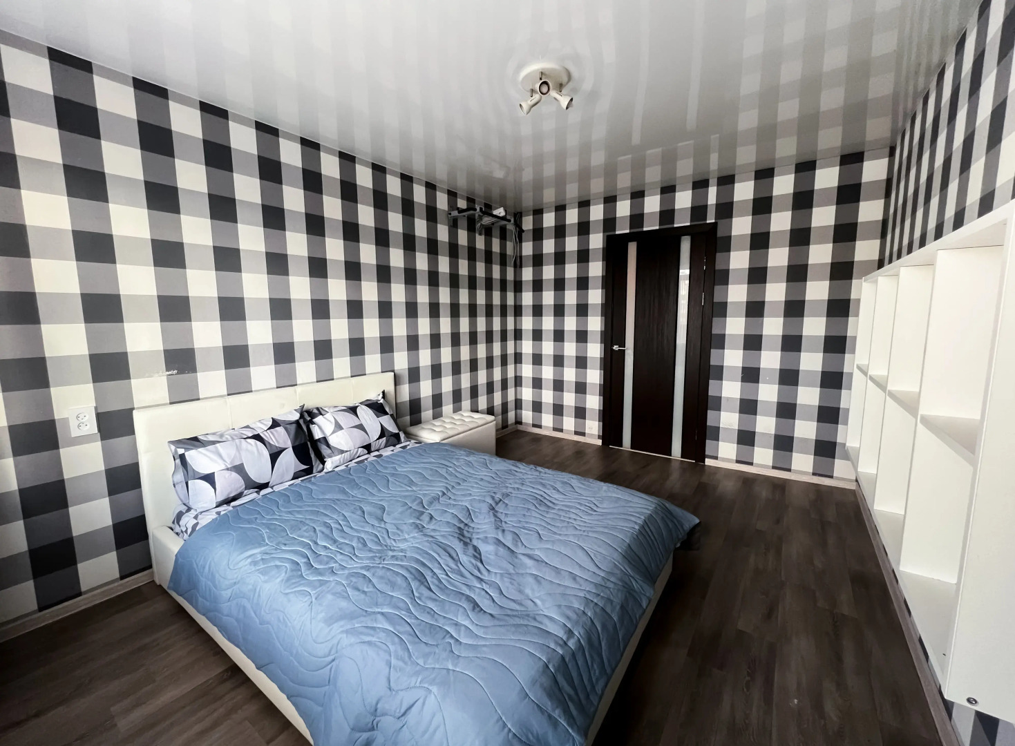 Квартира 3-комнатная на Баумана 12