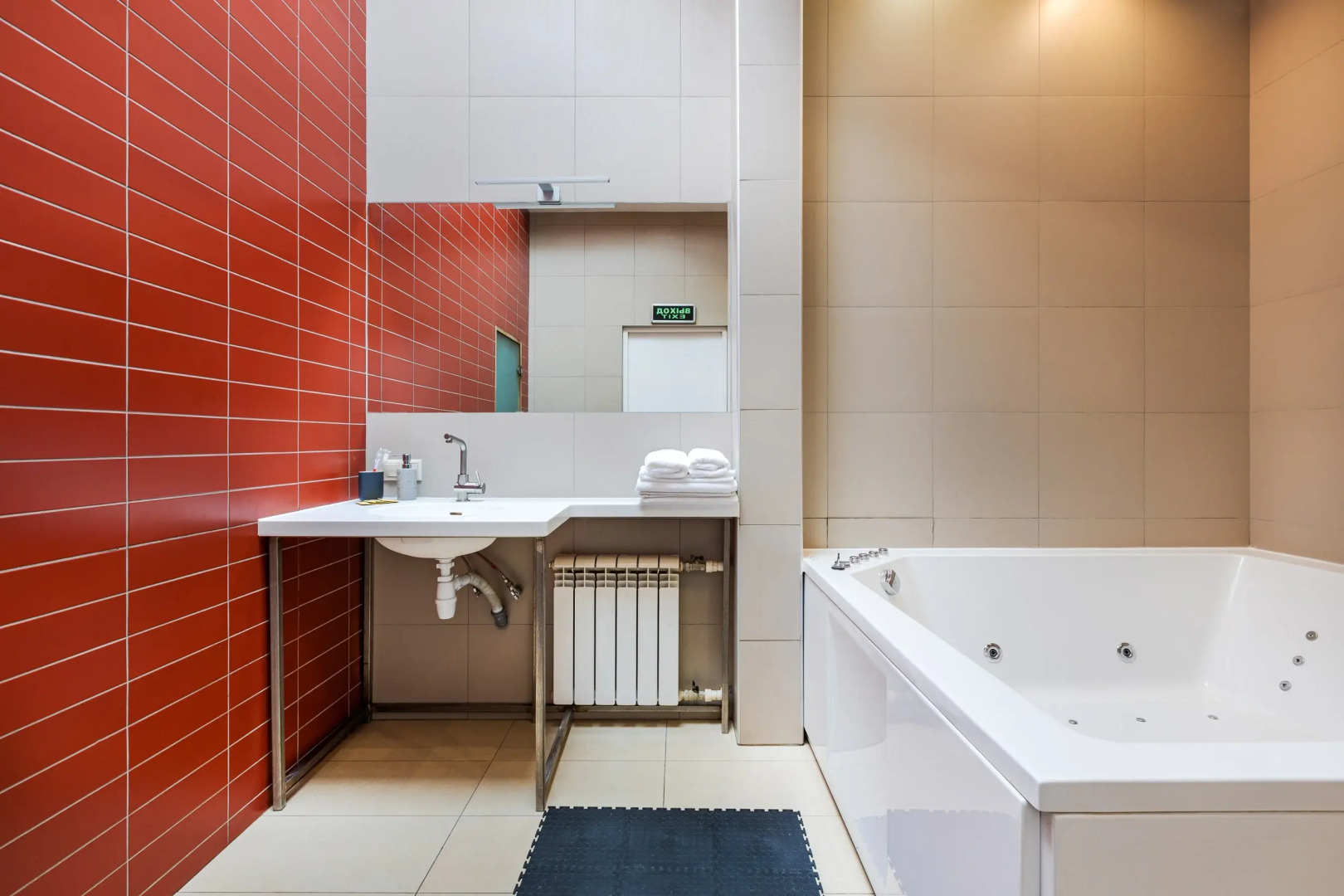 Апартаменты Superior Aparts Seleznyov Sky 1