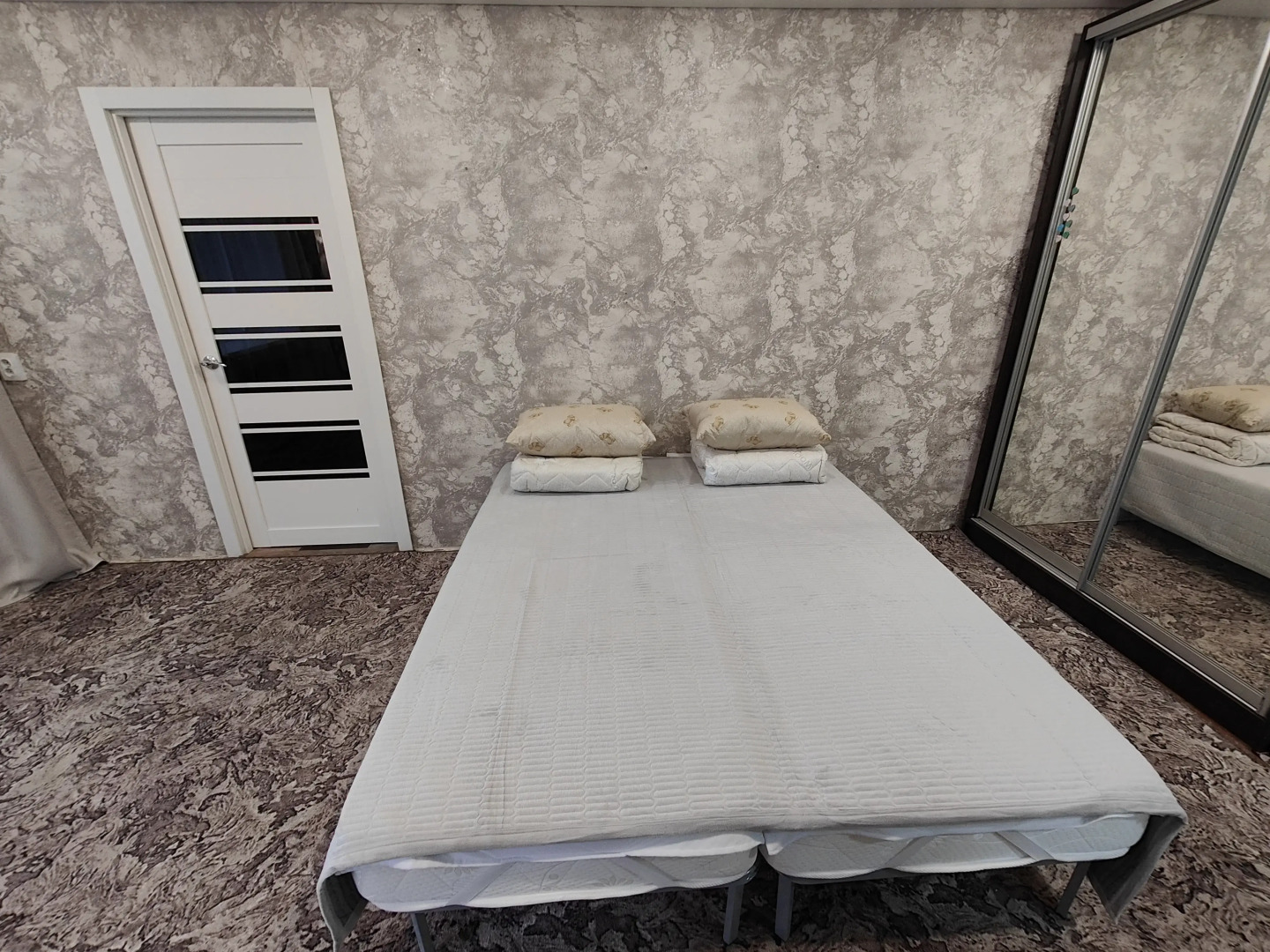 Апартаменты Апарт Миасс на Добролюбова