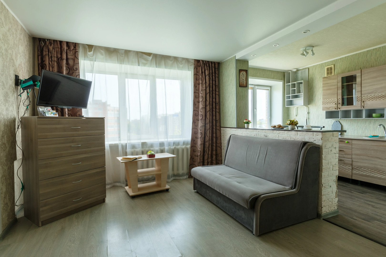 Апартаменты Кирова 61