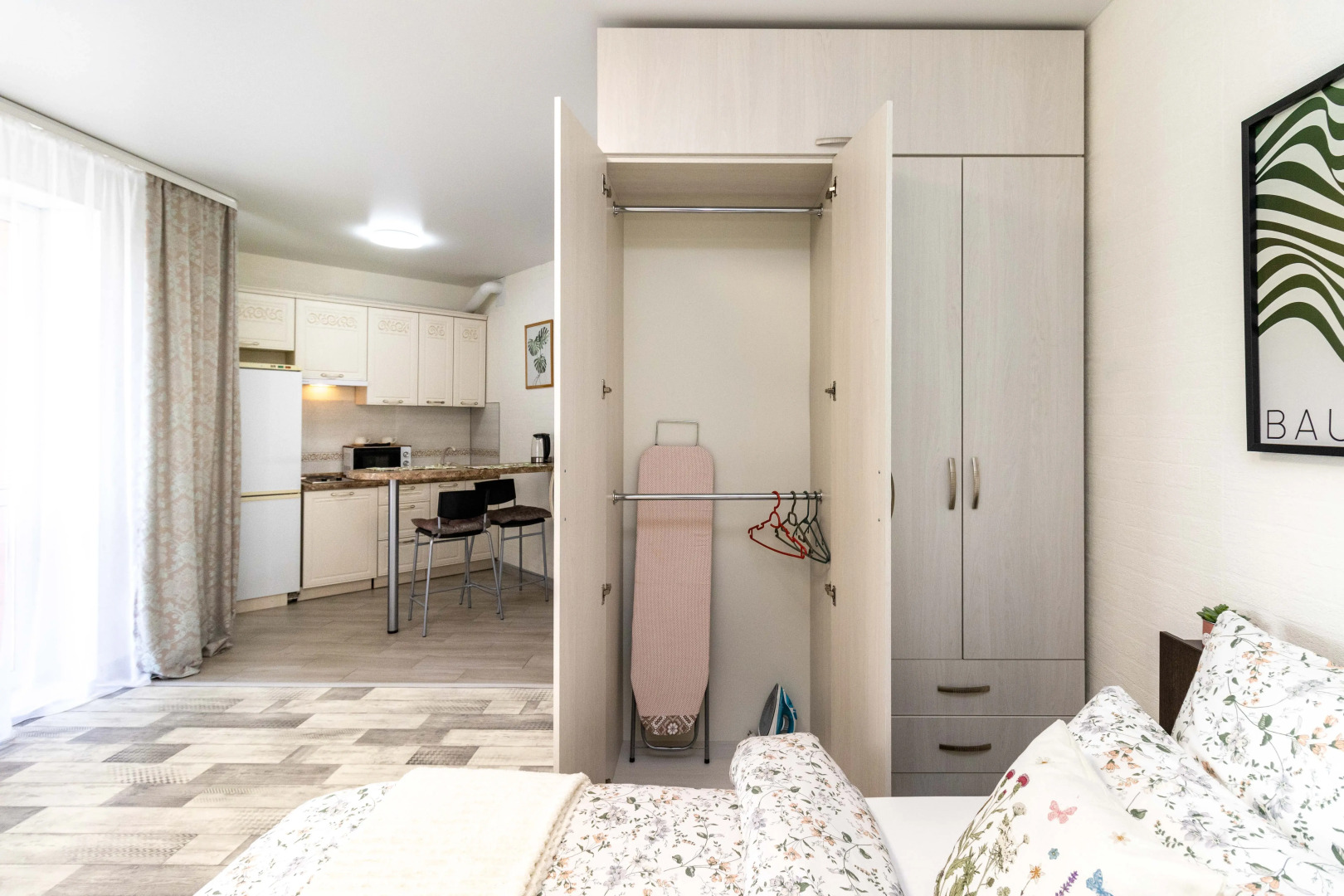 Квартира университетская 49