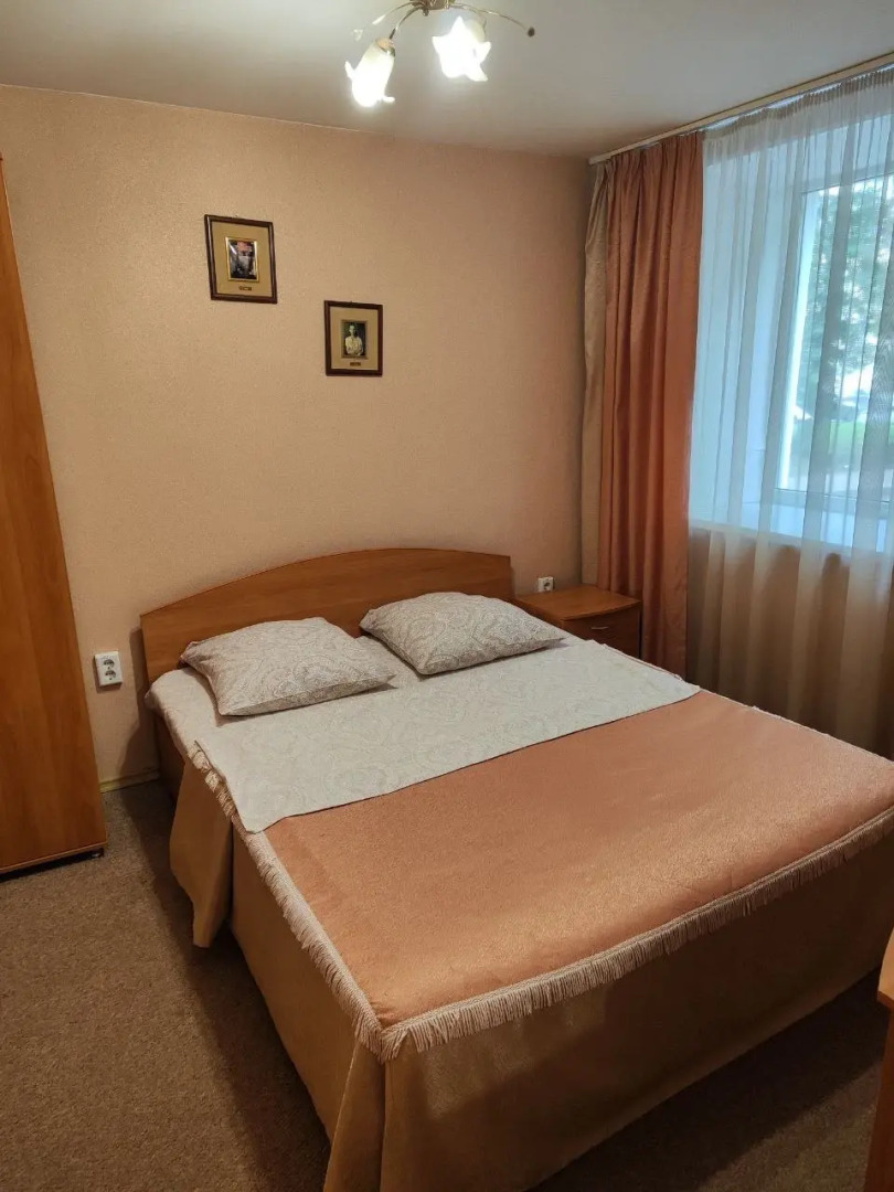 Гостиница Люкс