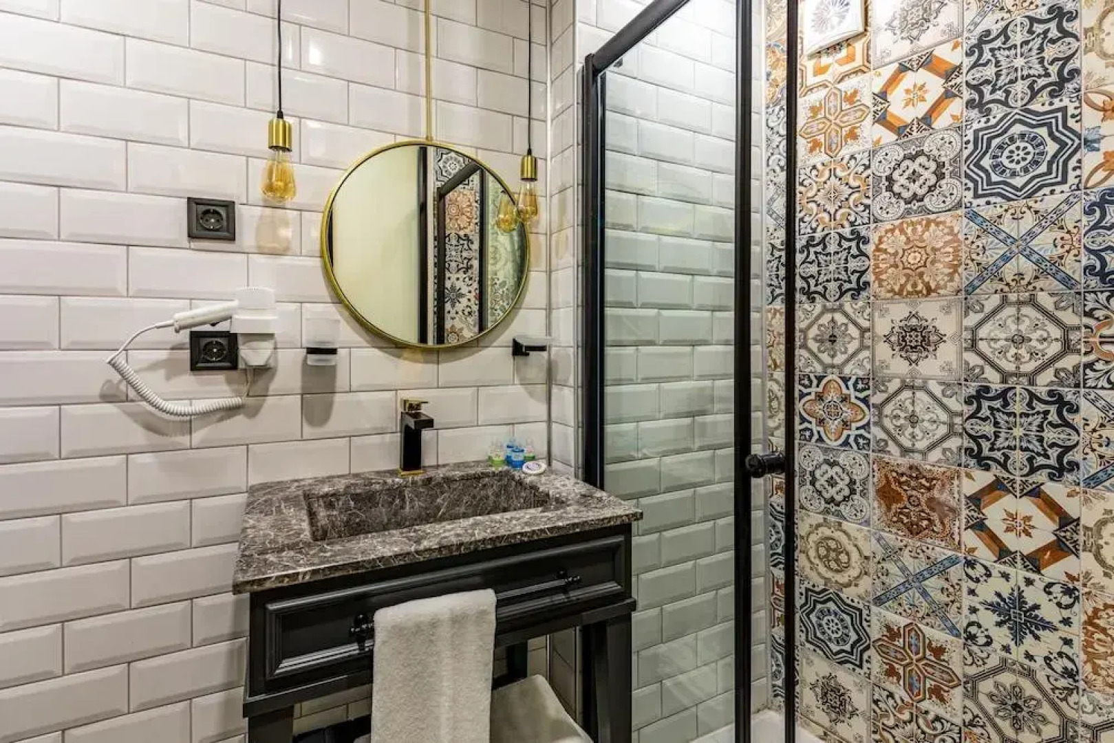 Отель Interstar