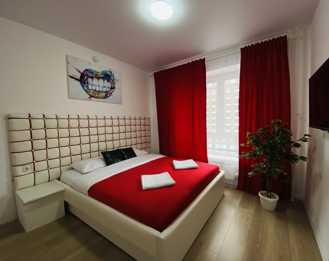 Апартаменты на улице Летчика Ларюшина 6/1