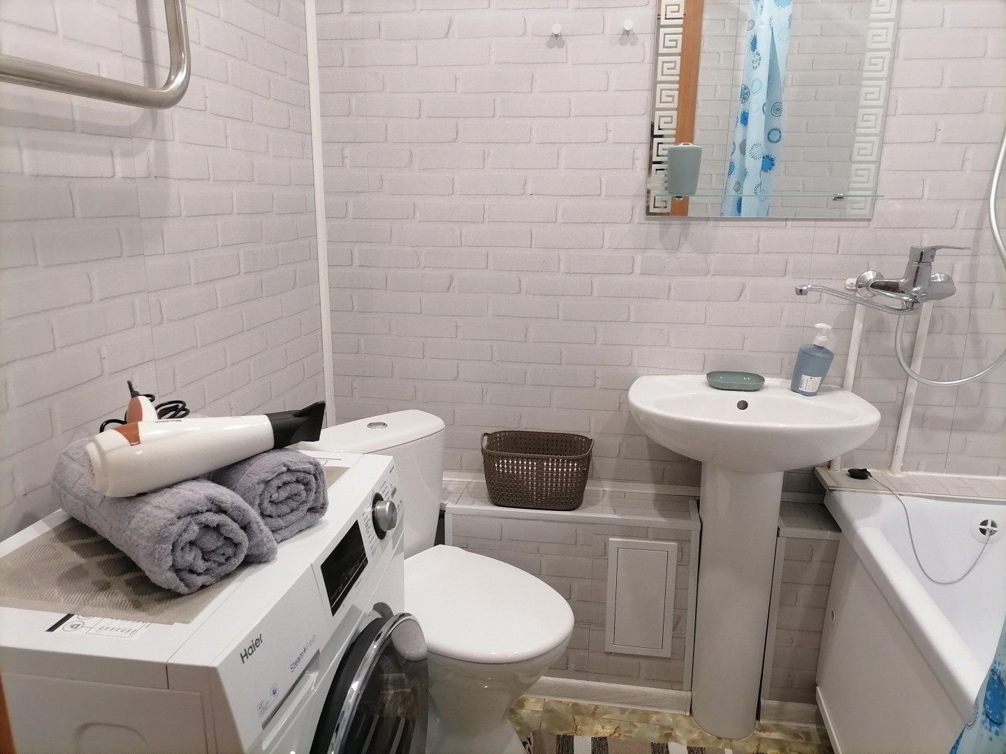 Апартаменты на Владислава Посадского 24