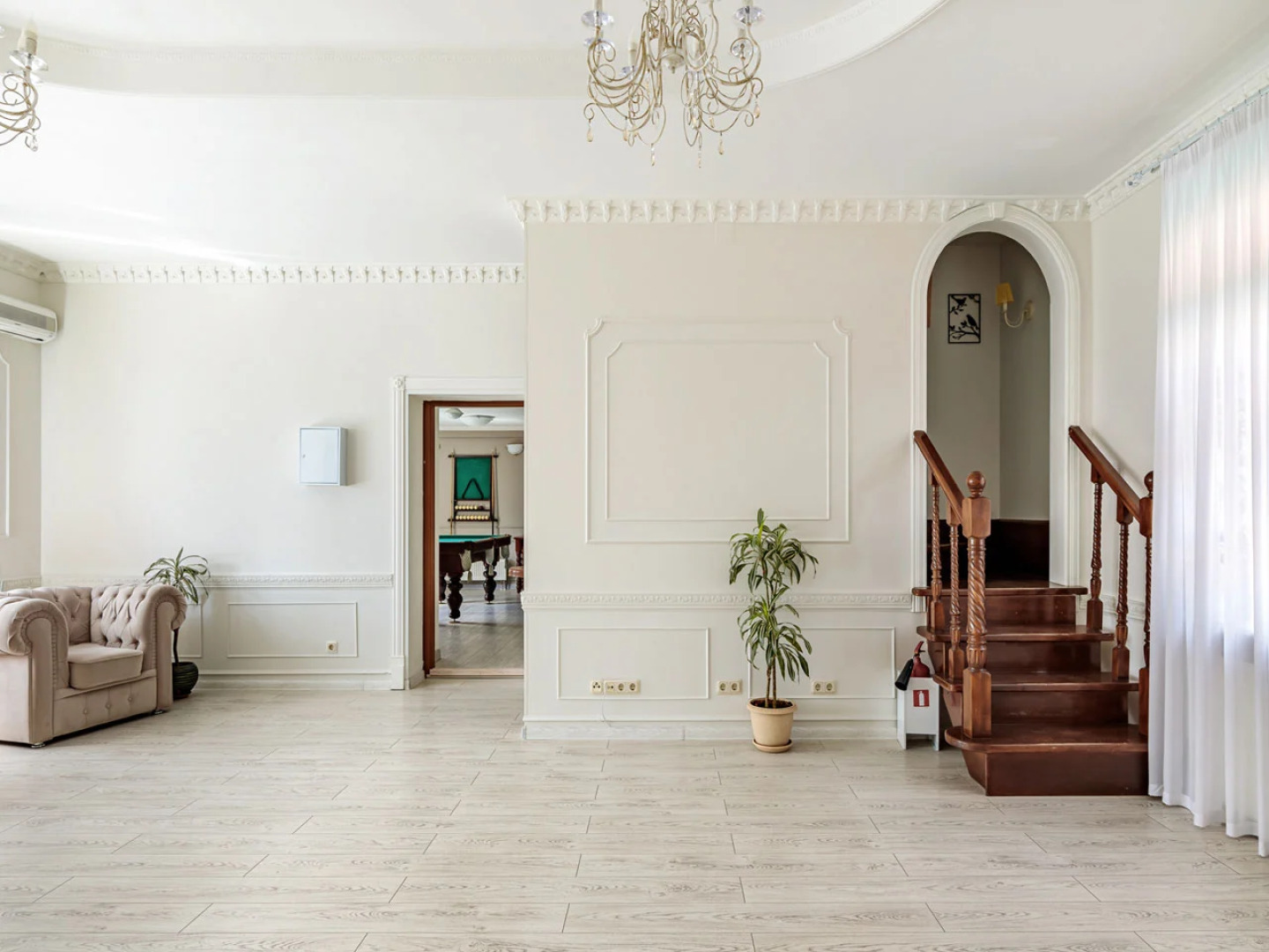 Частный Дом с бассейнами и залом Anstar House Kapustino