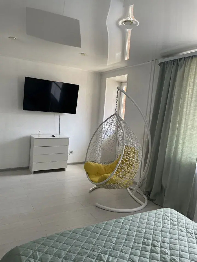 Квартира на улице 8 Июля 22