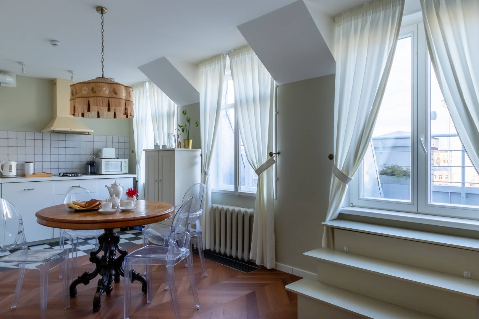 Апартаменты Мансарда с террасой в центре Санкт-Петербурга