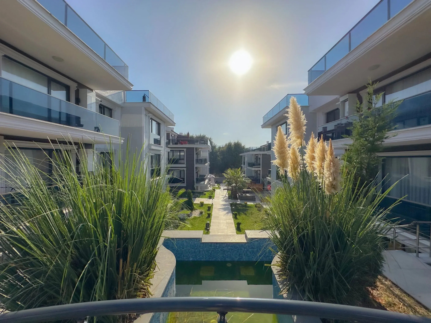 Апарт-отель Flower City Suits