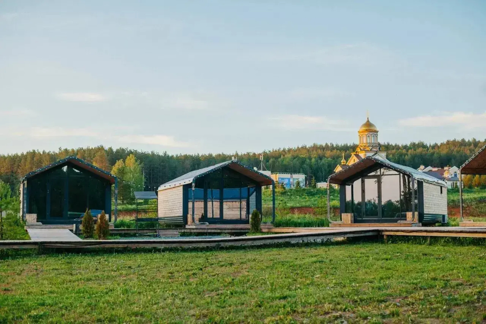 Глэмпинг Biathlon Village