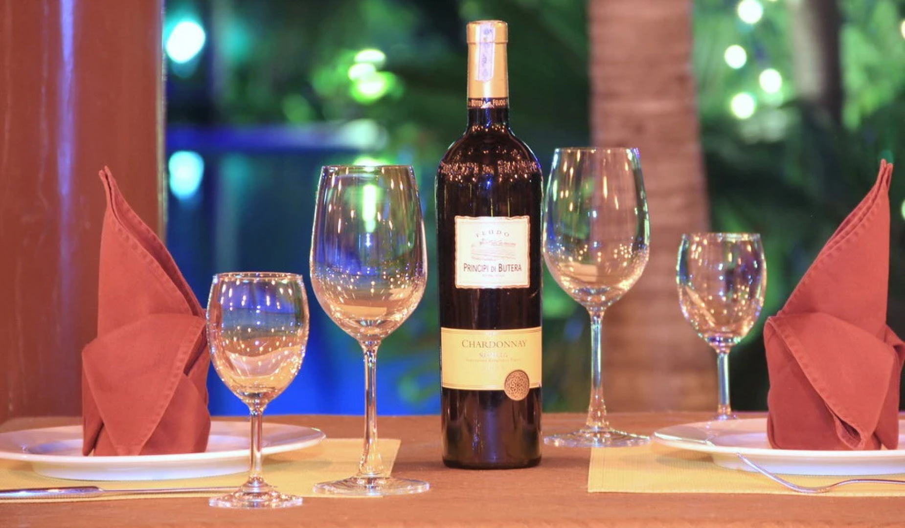 Отель Little Paris Resort & Spa Mui Ne