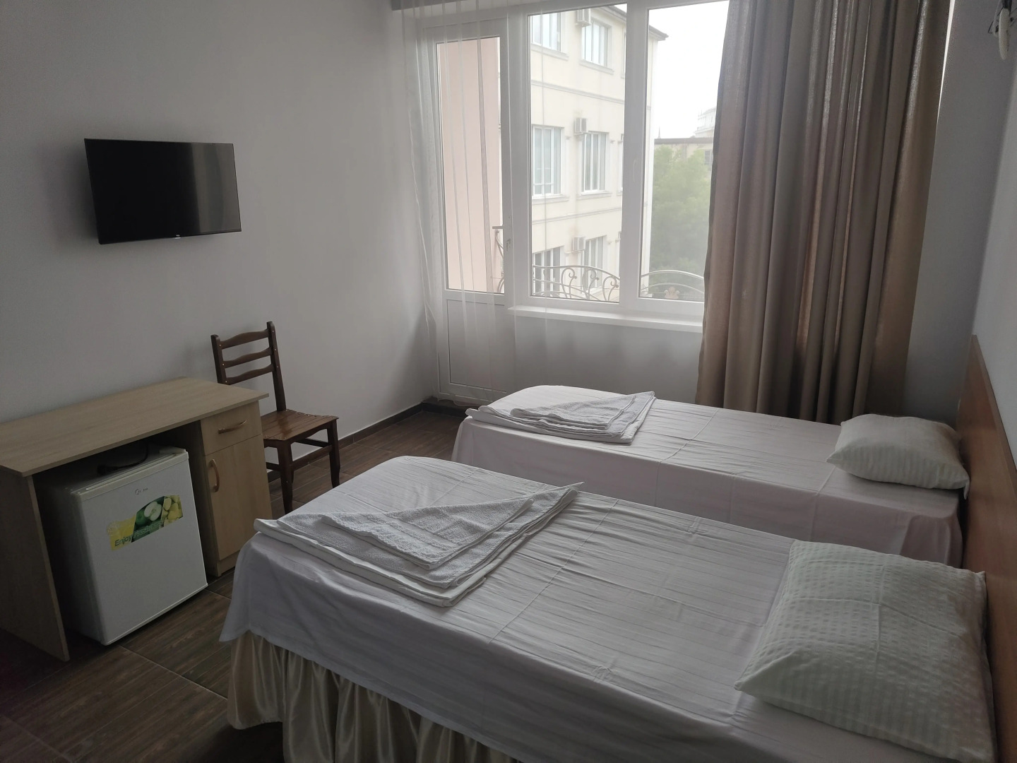 Отель Lara Hotel