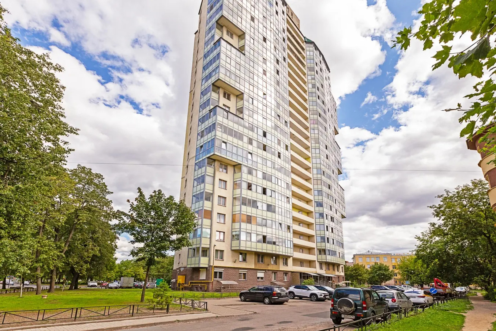 Апартаменты Новолитовская 4