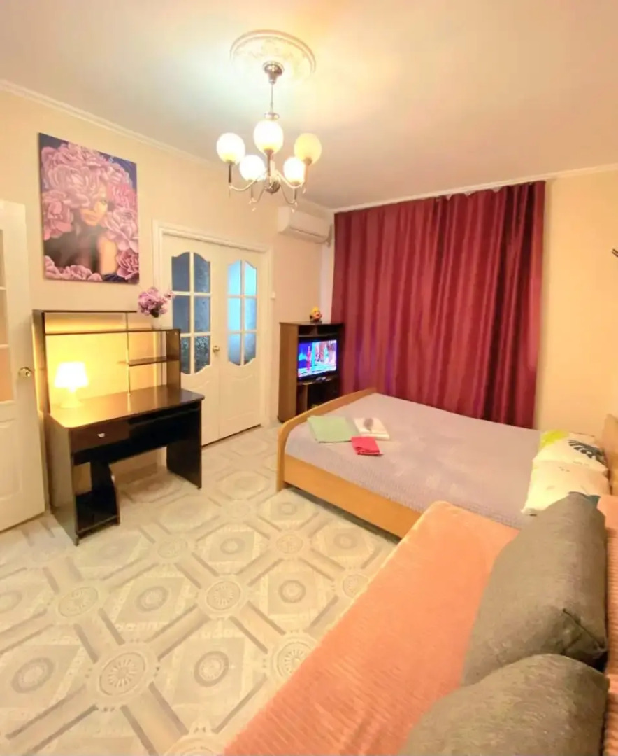 Апартаменты на Пилотов 12