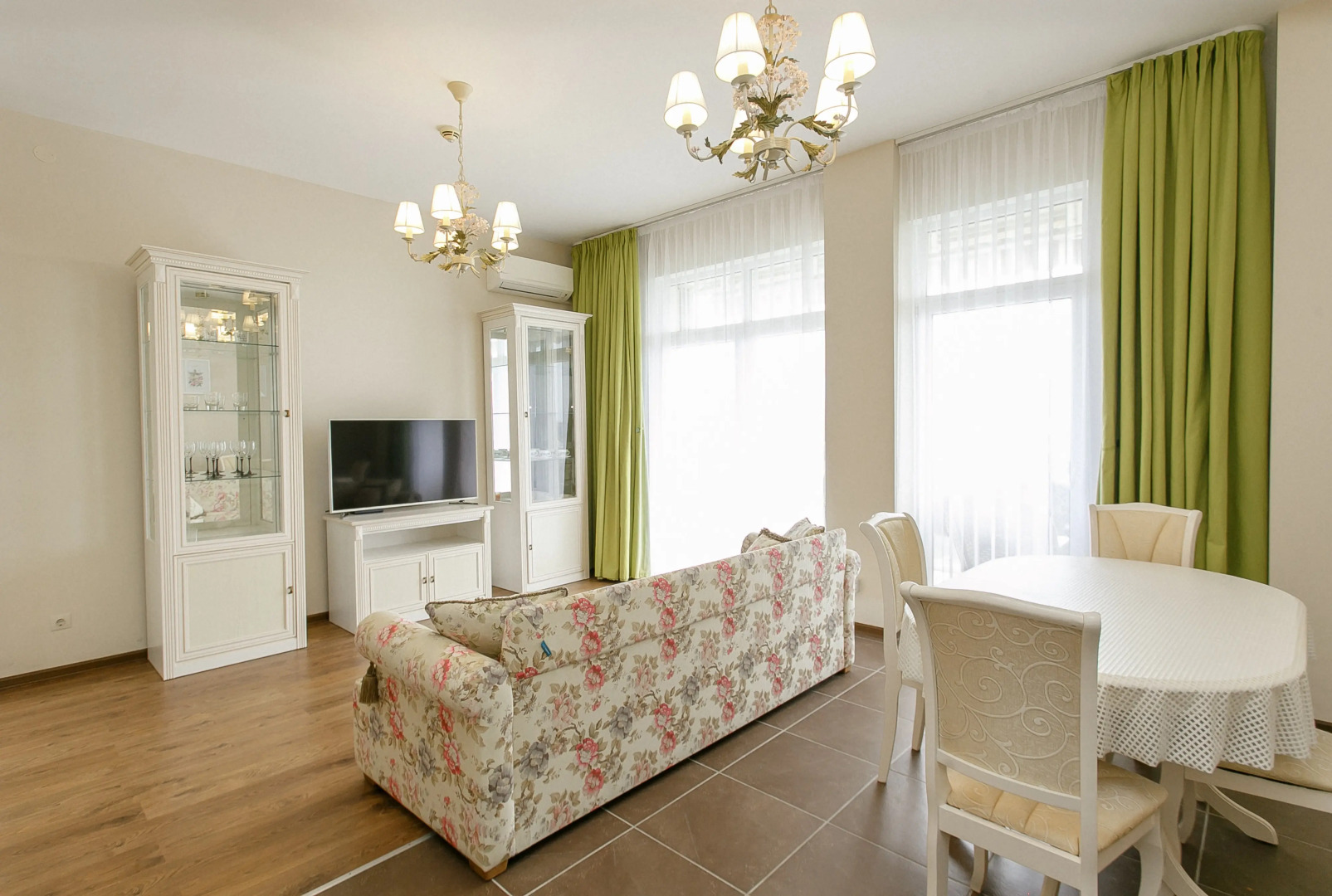 Квартира на Парусной 19 (Имеретинский)