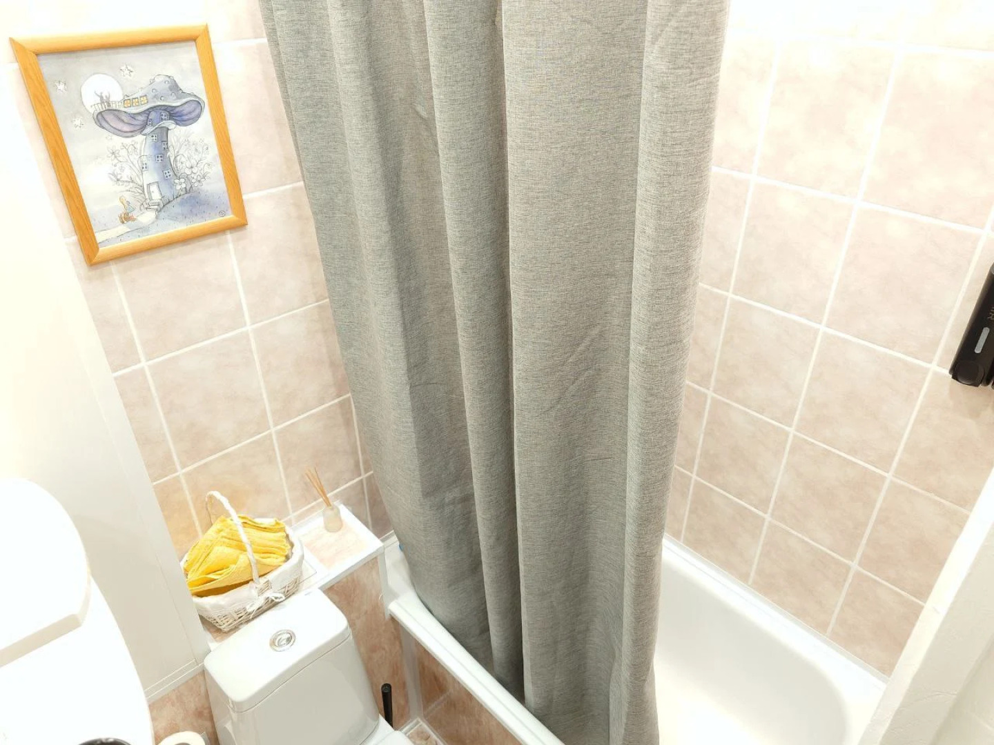 Квартира Студия с авторским декором Сказочный лес в красивом доме