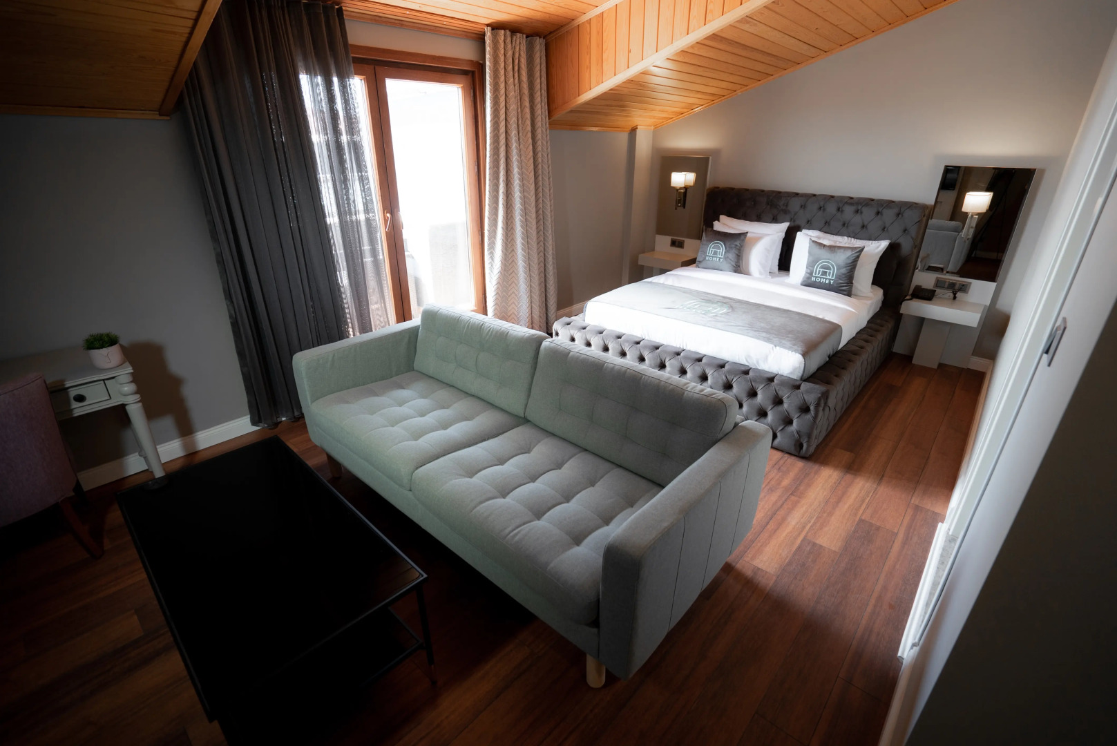 Отель Homey Airport