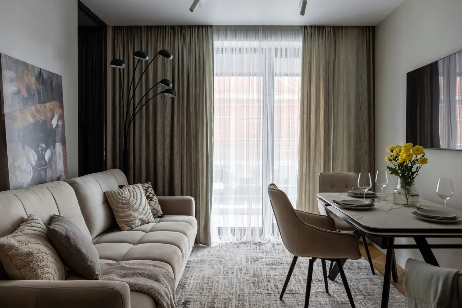 Апартаменты с боковым видом на море