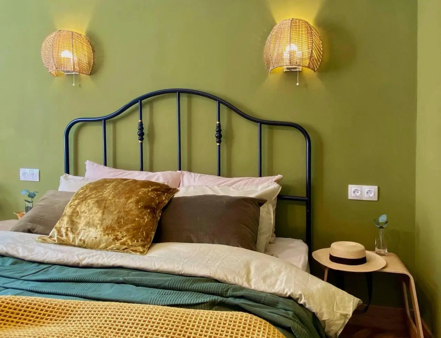 Апартаменты Сталинка на пешеходной улице