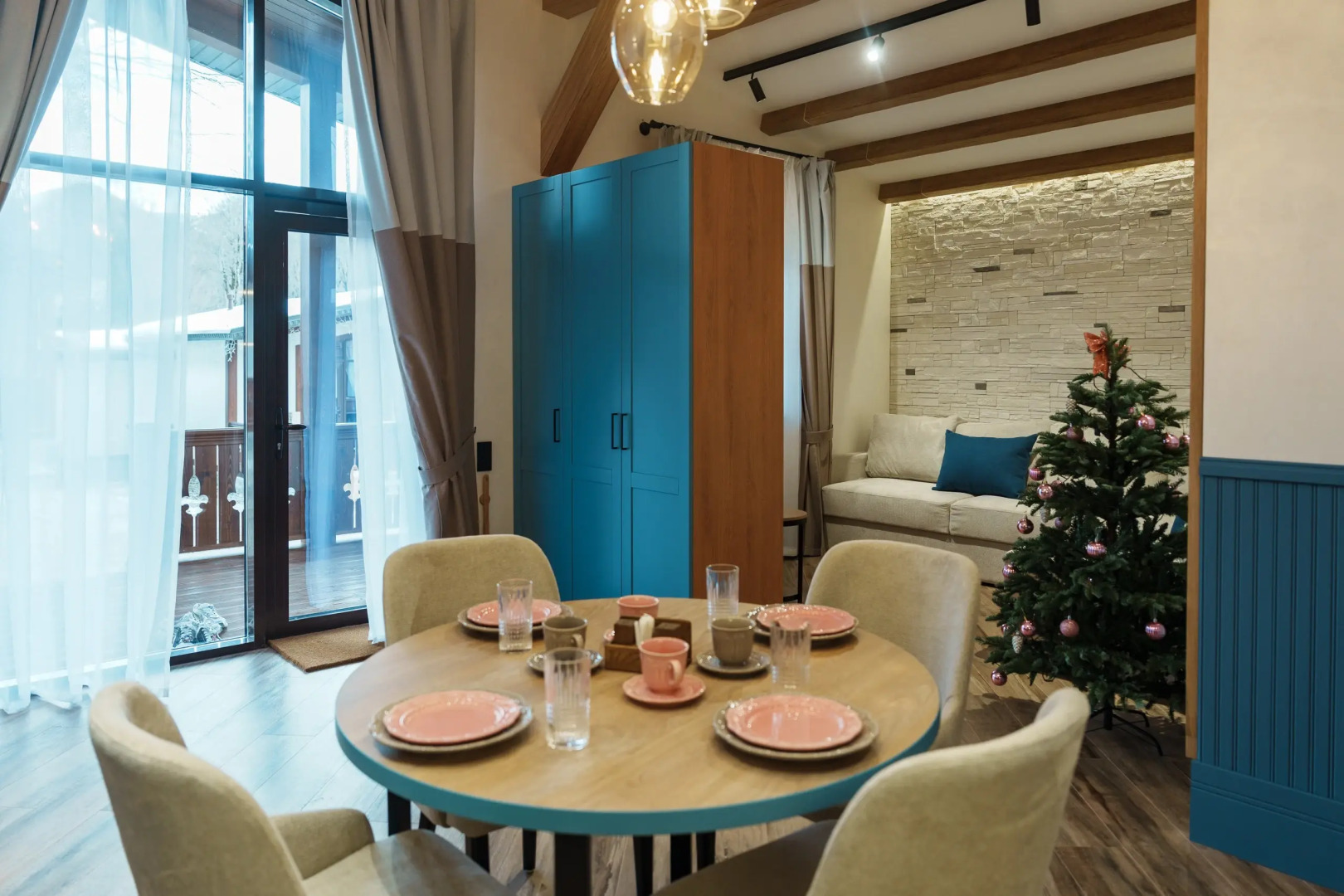 Загородный Отель Время гор