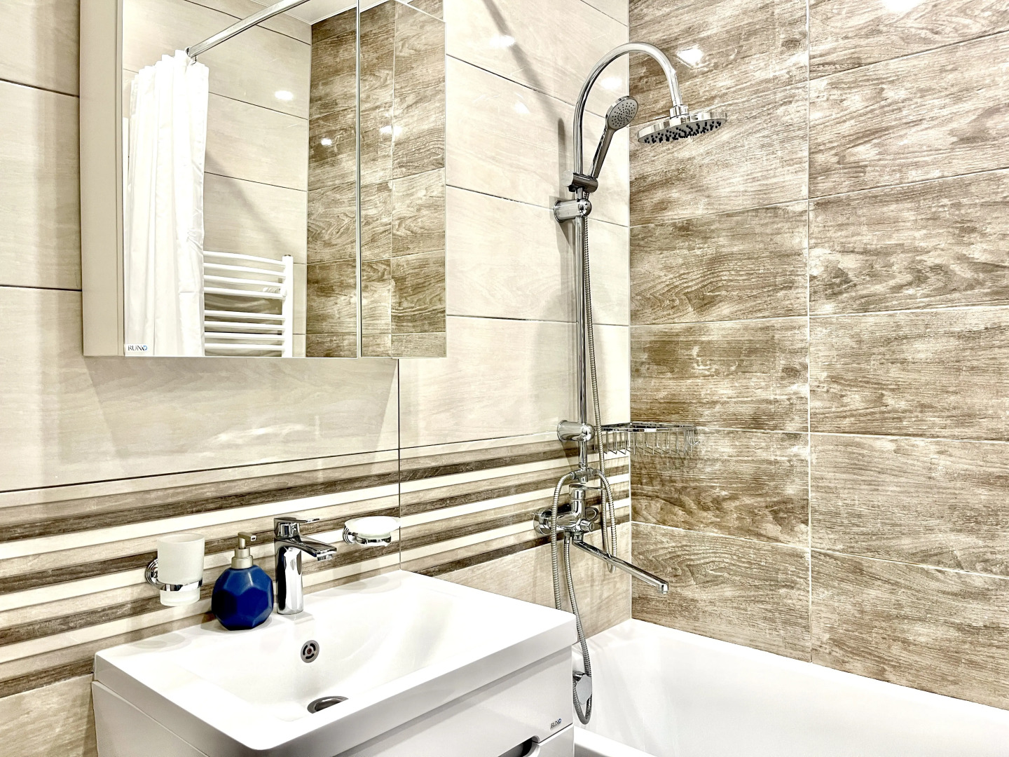 ApartMari Люкс в самом центре на берегу Замкового пруда