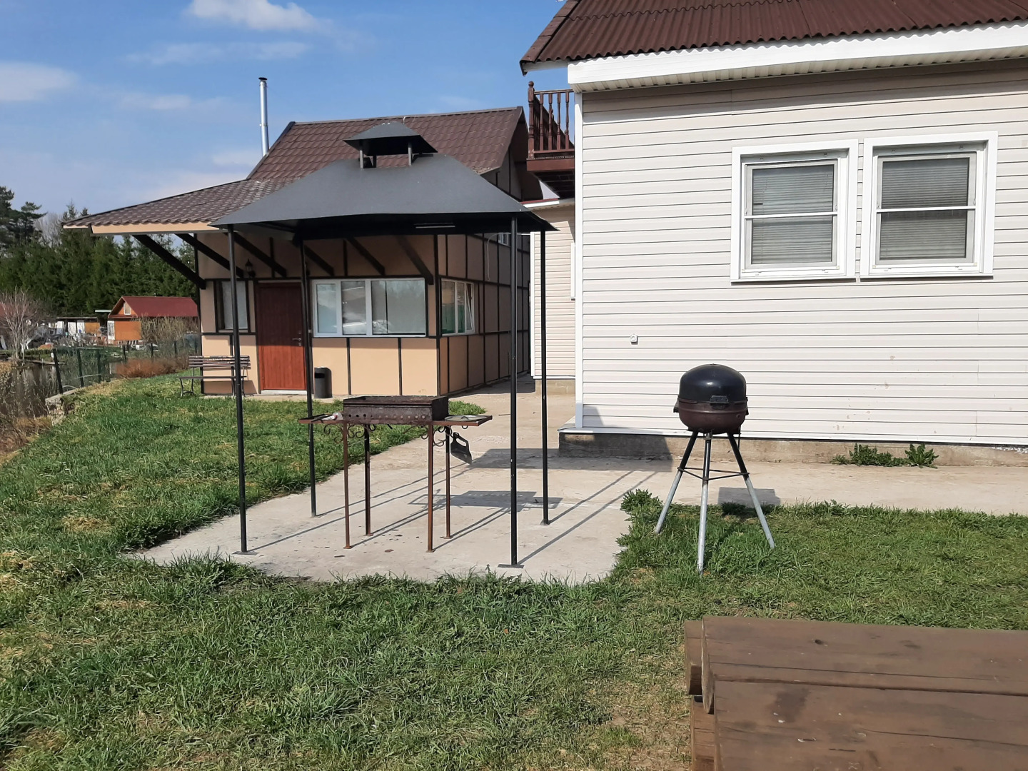 Частный дом Большая дача в Ушаках