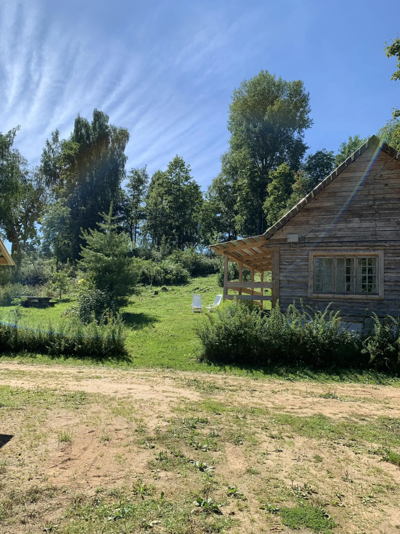 Бунгало Изба Пасечника трехместная. Хутор Медовый.